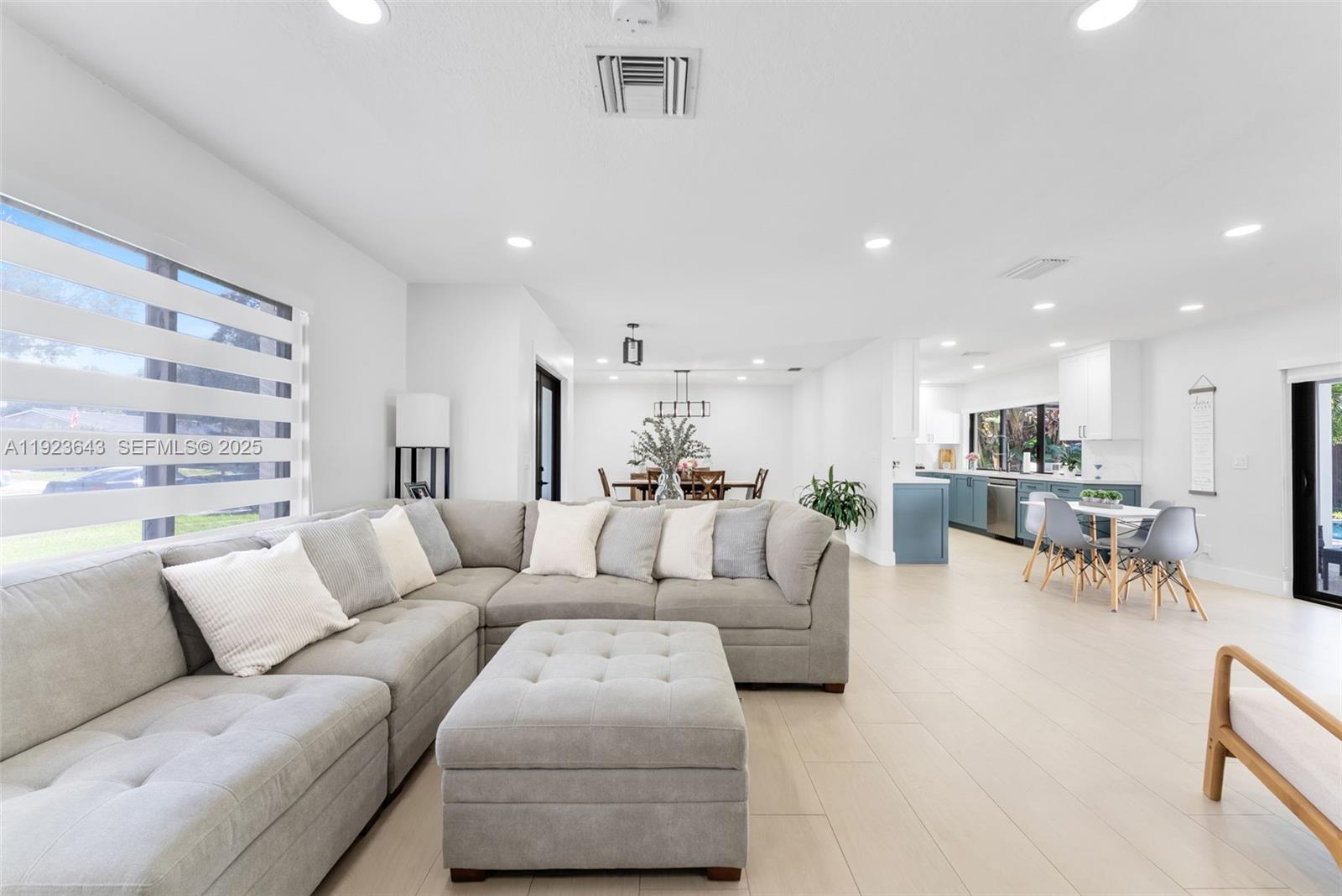 5037 SW 87th Ter Cooper City, FL 33328