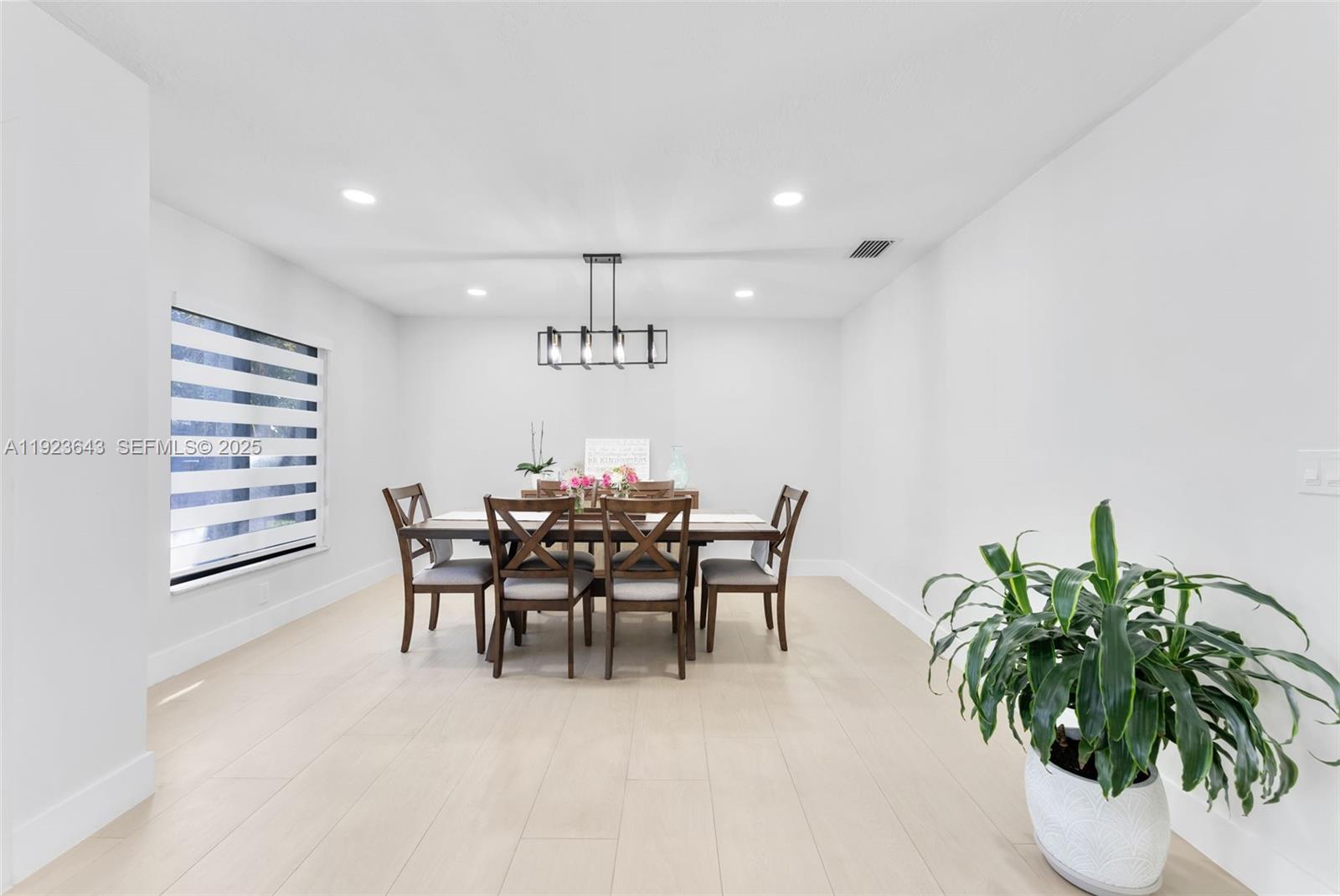 5037 SW 87th Ter Cooper City, FL 33328