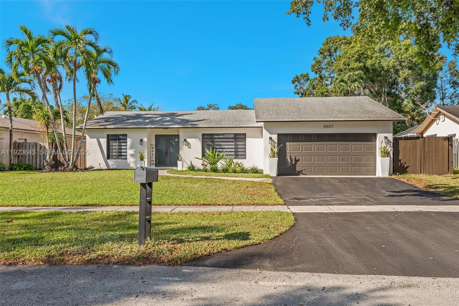 5037 SW 87th Ter Cooper City, FL 33328