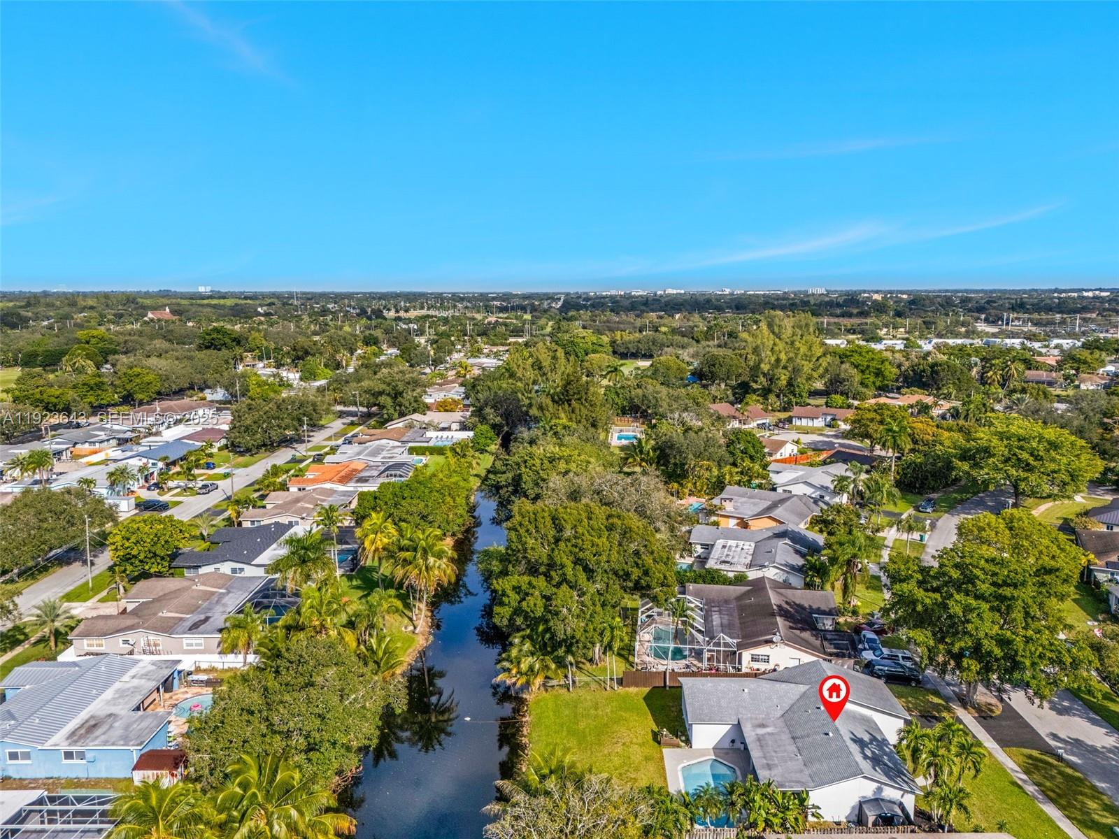 5037 SW 87th Ter Cooper City, FL 33328