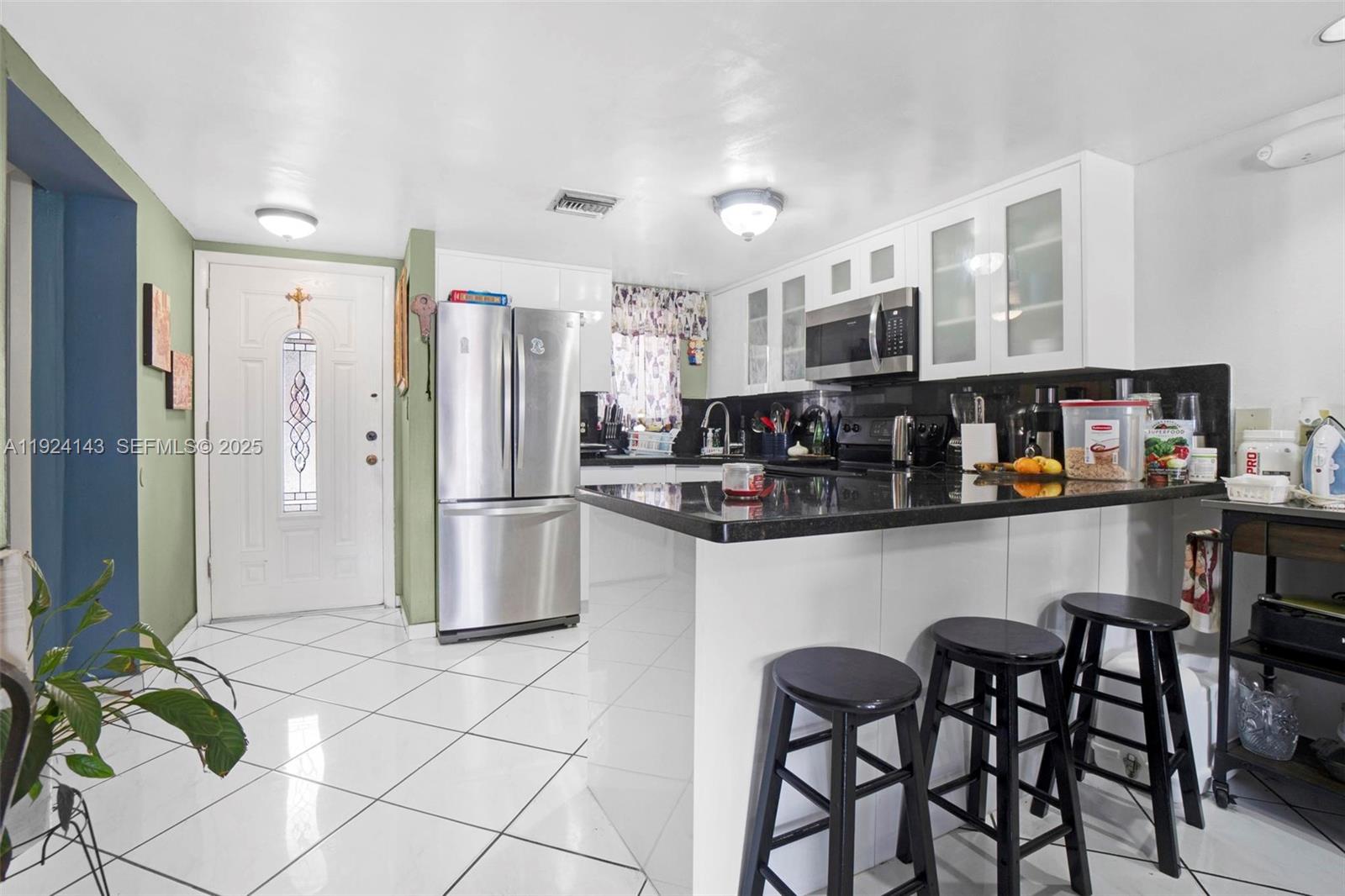 5530 W 26th Ct #102 Hialeah, FL 33016