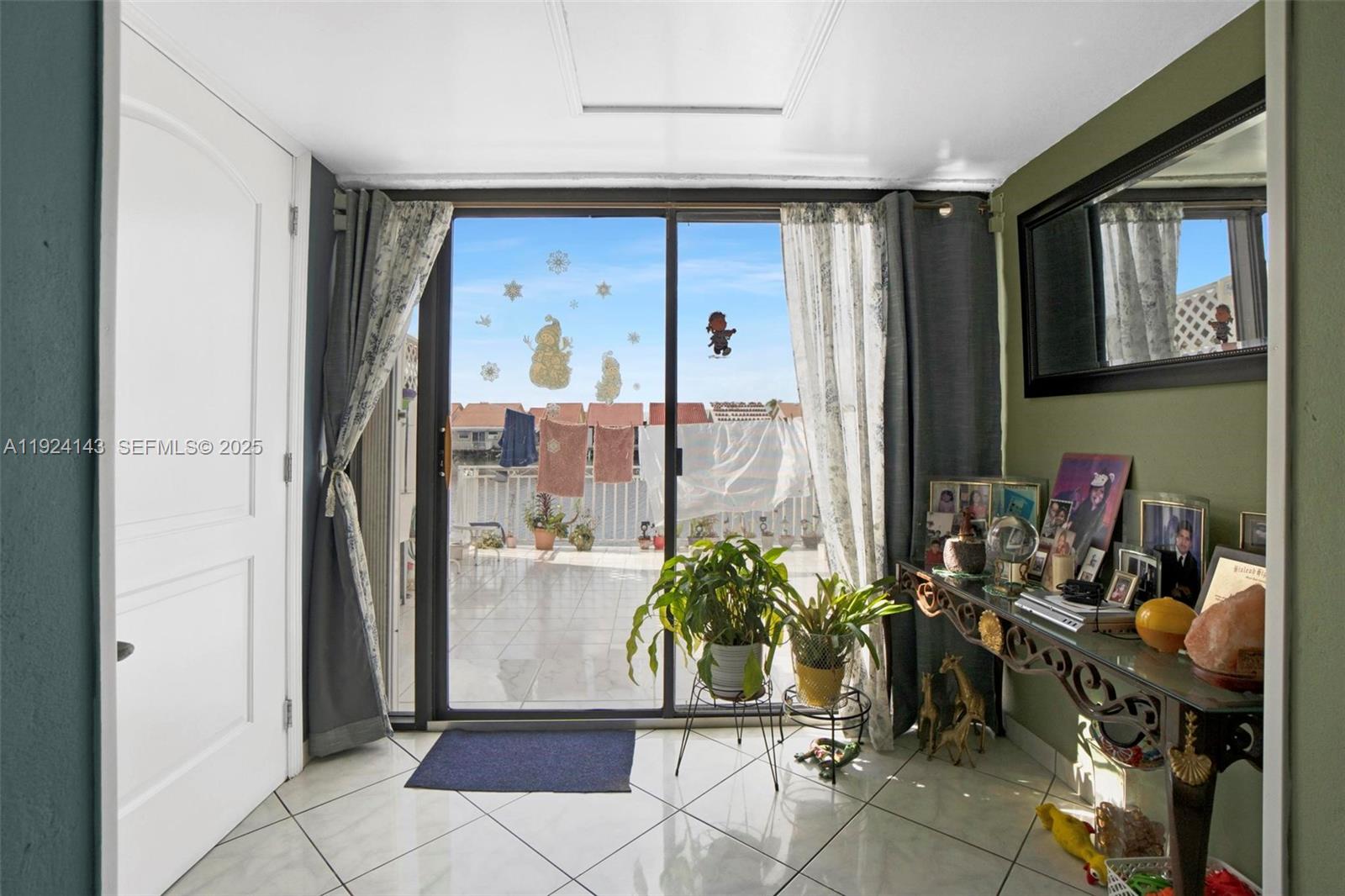 5530 W 26th Ct #102 Hialeah, FL 33016