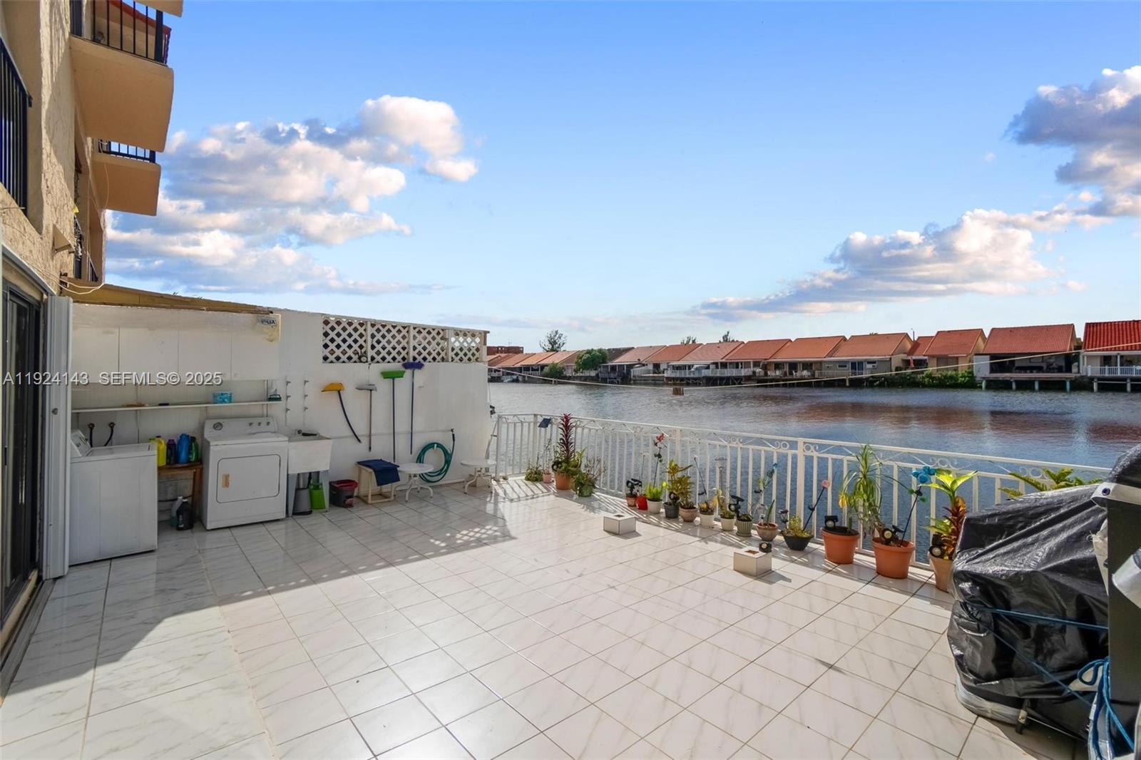 5530 W 26th Ct #102 Hialeah, FL 33016