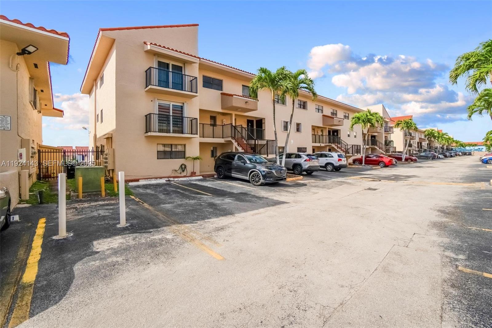 5530 W 26th Ct #102 Hialeah, FL 33016