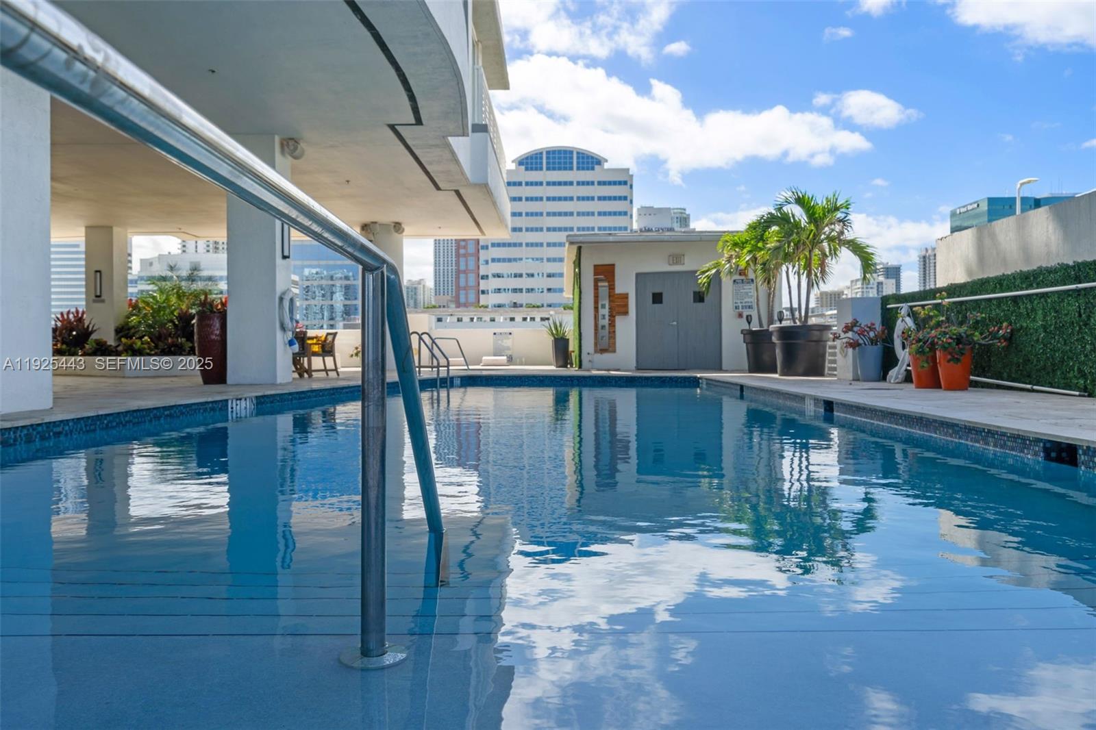 315 NE 3rd Ave #1805 Fort Lauderdale, FL 33301