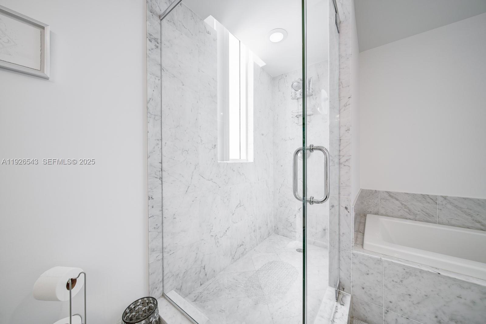 244 Biscayne Blvd #2309 Miami, FL 33132