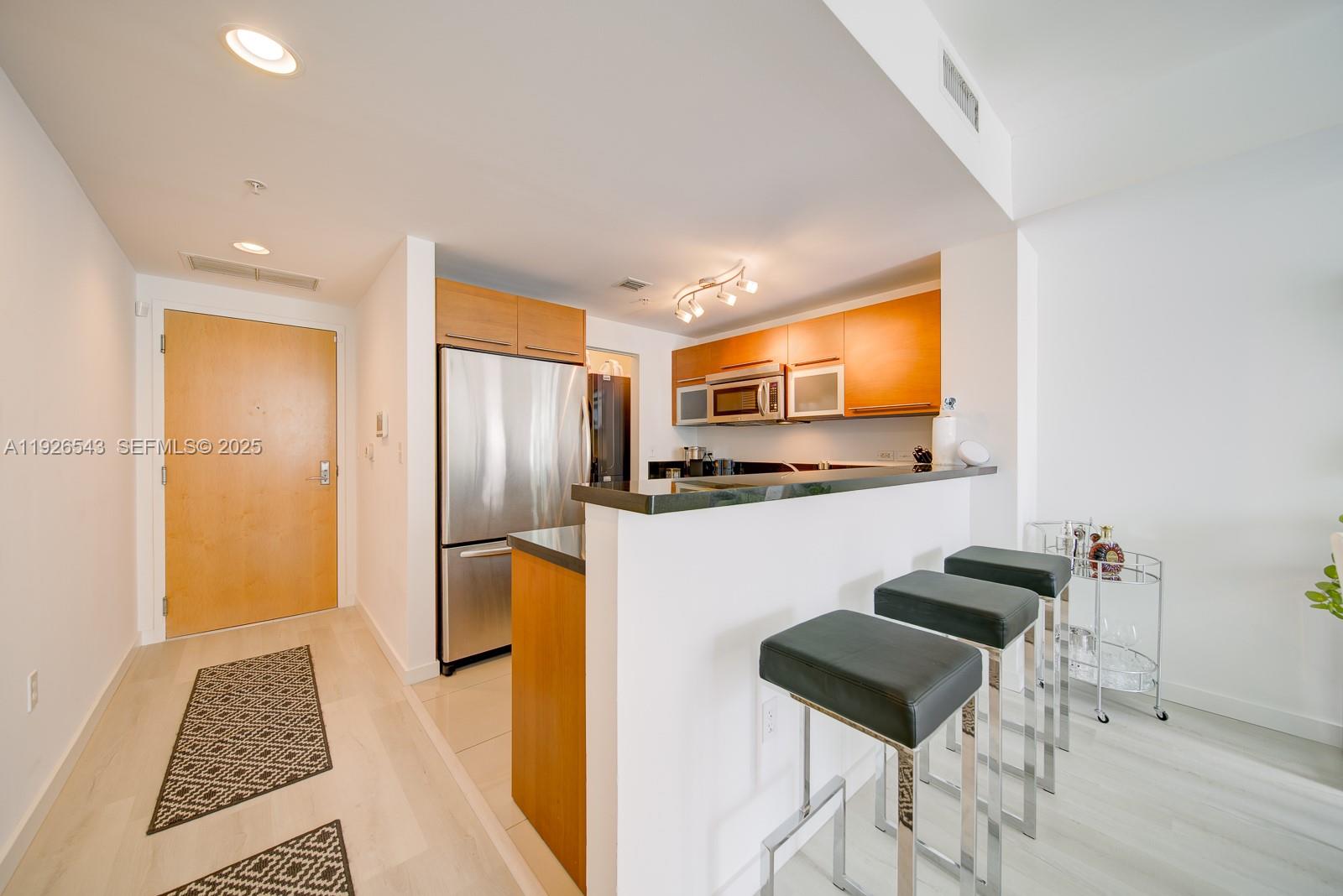 244 Biscayne Blvd #2309 Miami, FL 33132