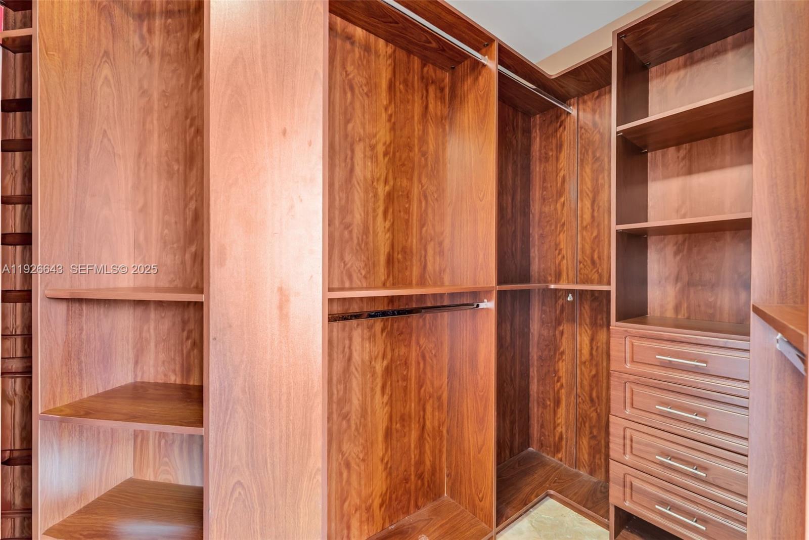 18201 Collins Ave #3907 Sunny Isles Beach, FL 33160