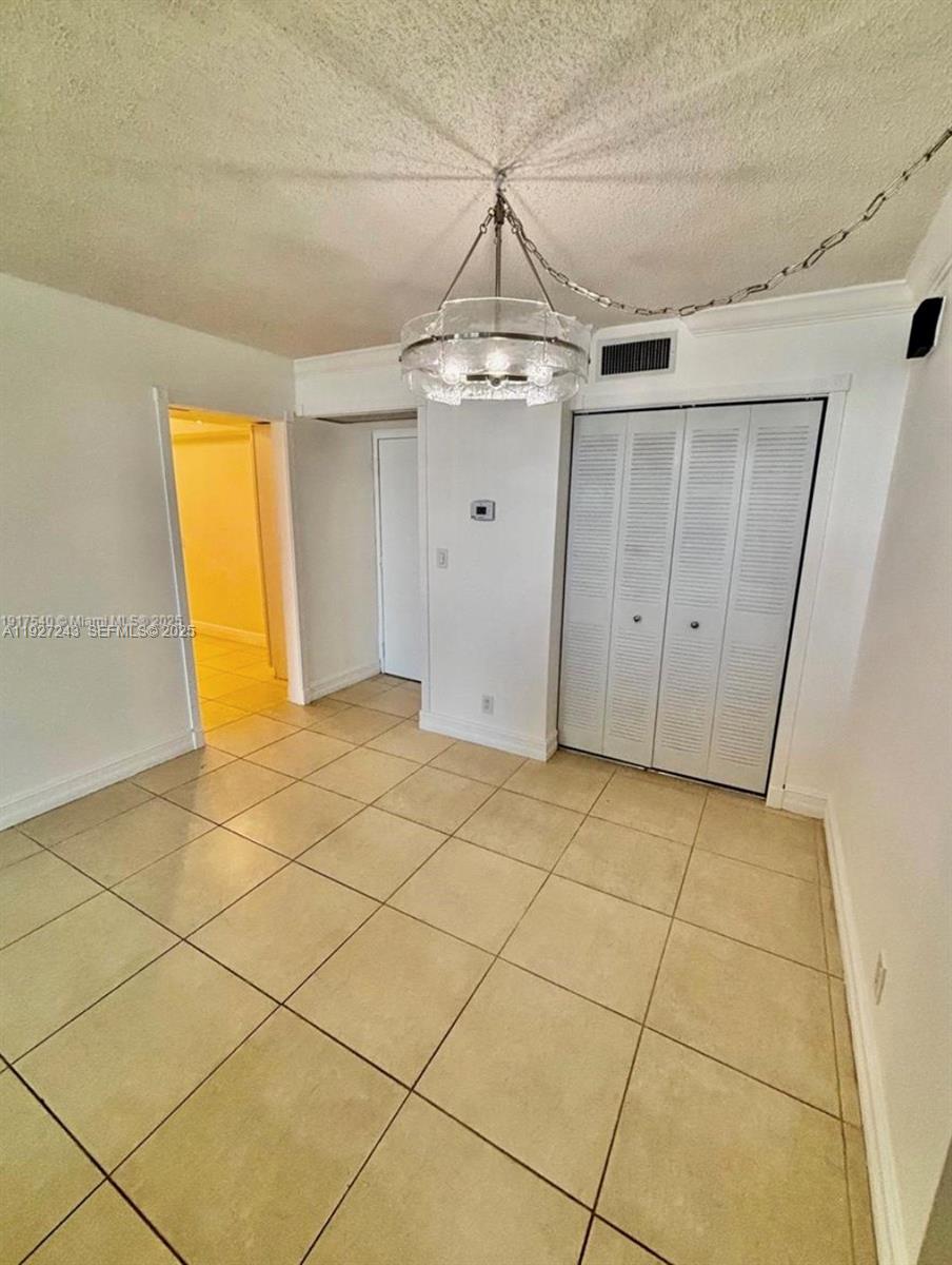 image Arlen House East10