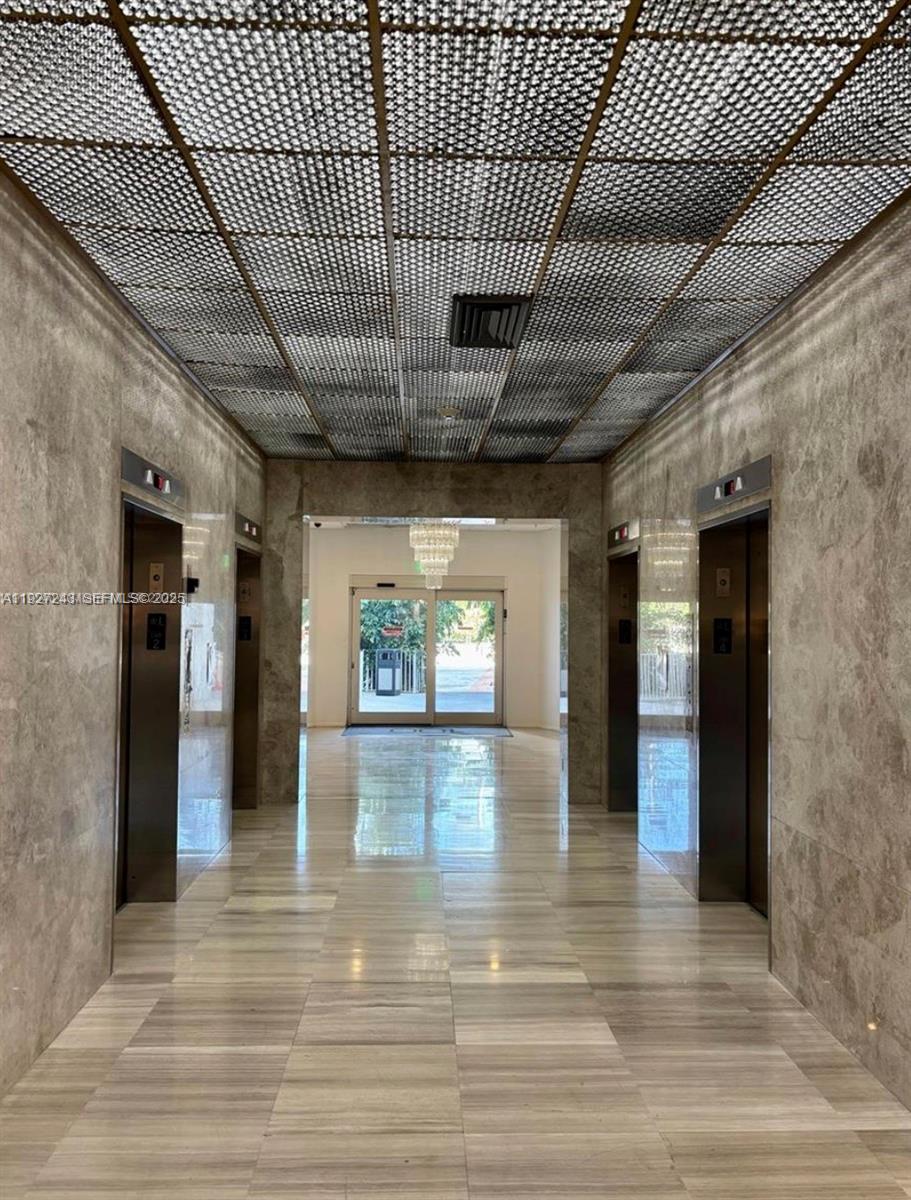 image Arlen House East5