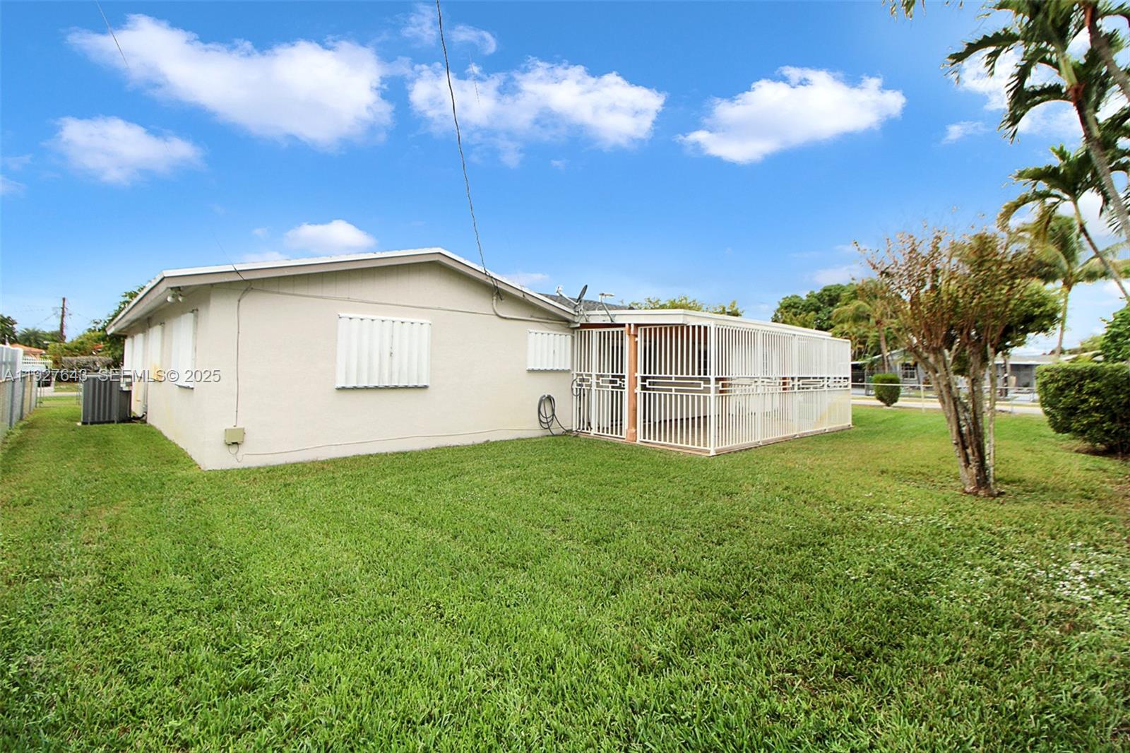 1101 SW 102nd Ct Miami, FL 33174