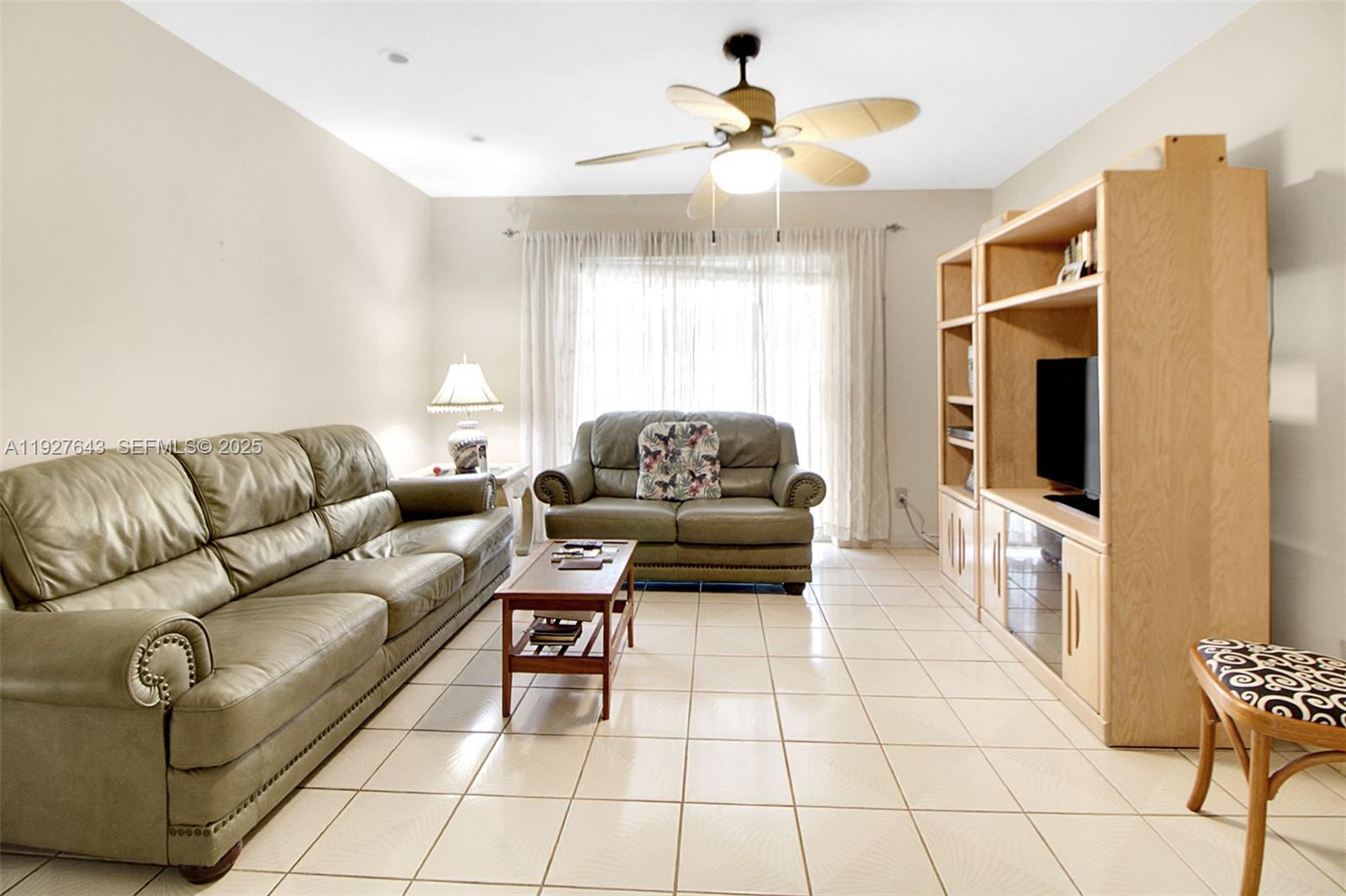 1101 SW 102nd Ct Miami, FL 33174