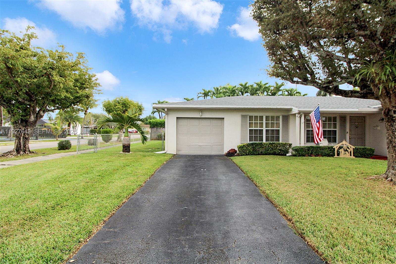 1101 SW 102nd Ct Miami, FL 33174