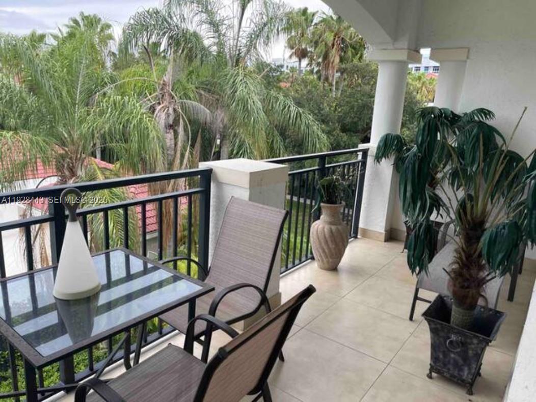 3205 NE 184th St #9302 Aventura, FL 33160