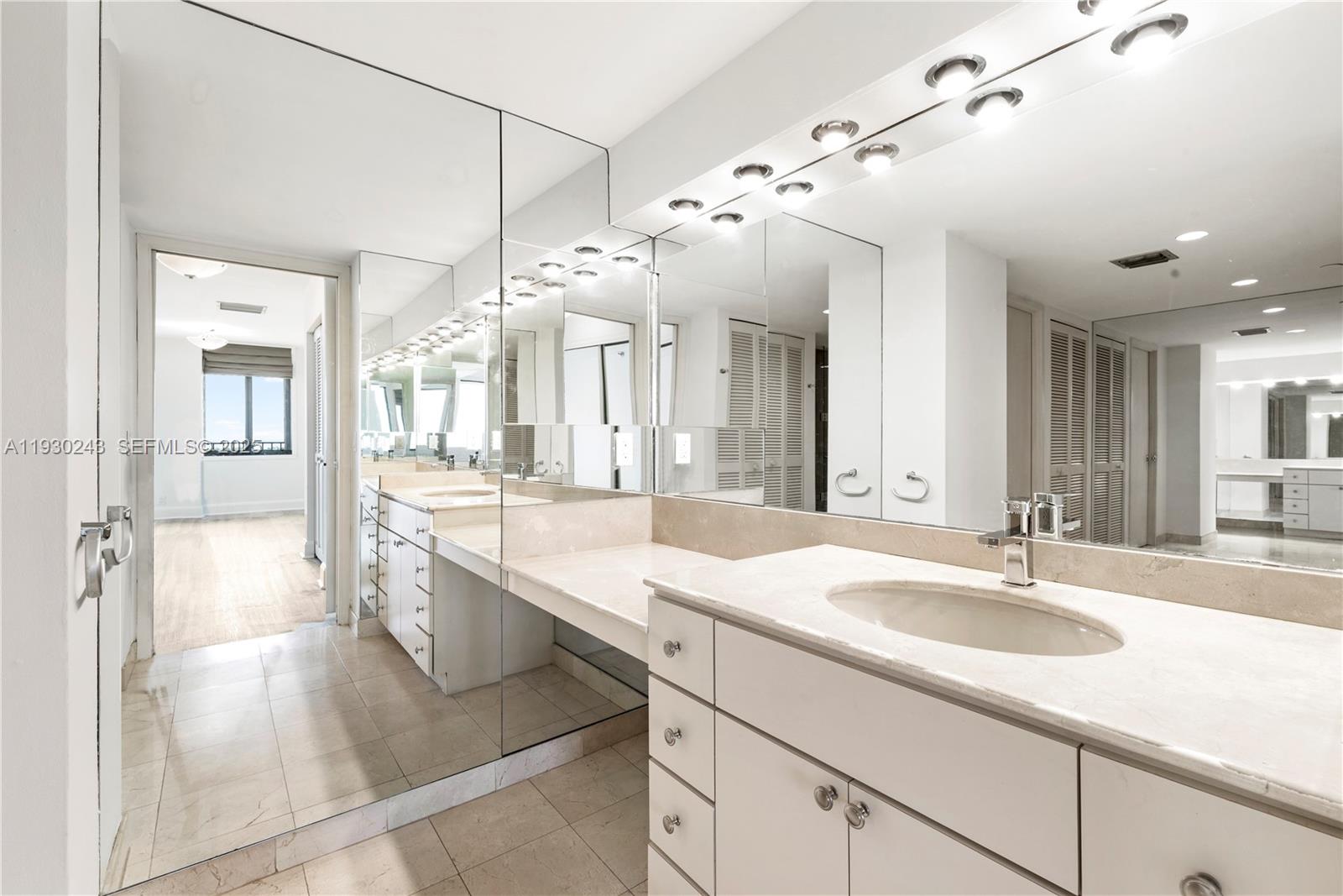 151 Crandon Blvd #841 Key Biscayne, FL 33149