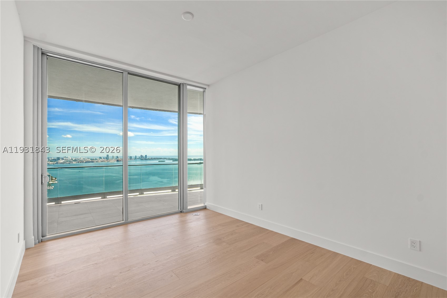 image Una Residences26