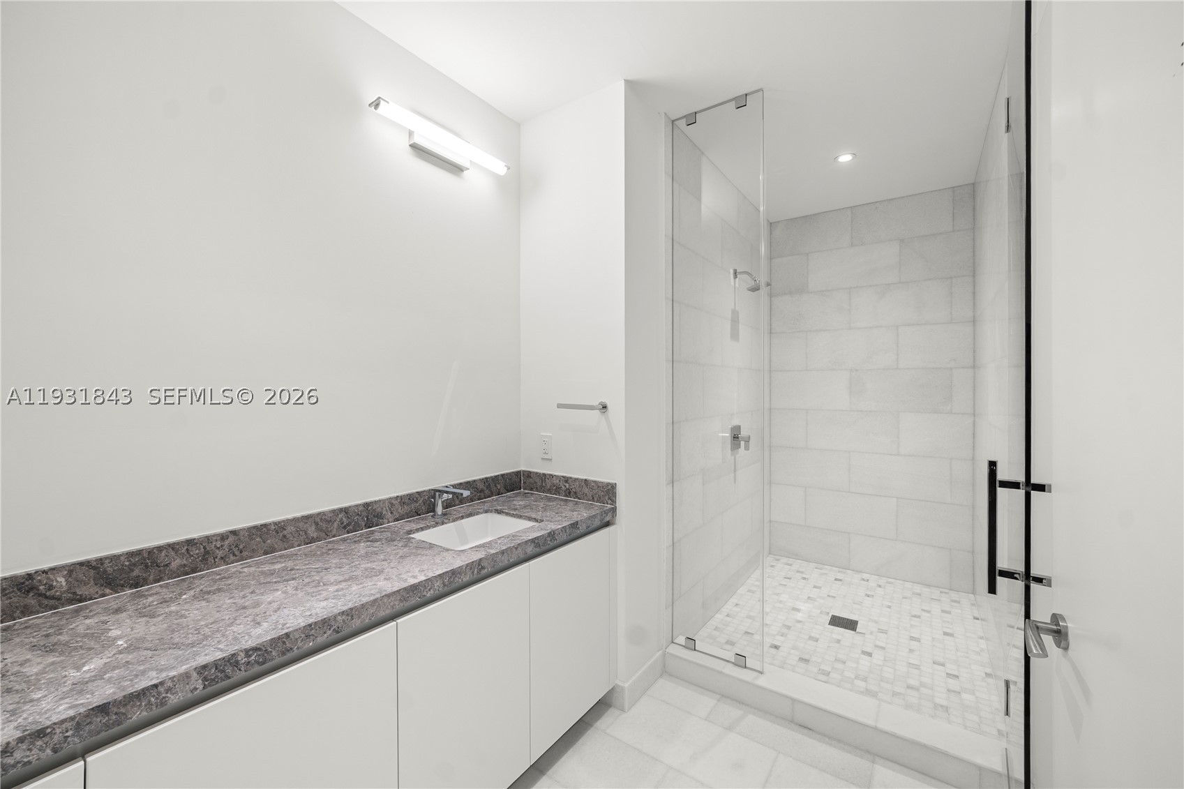 image Una Residences30