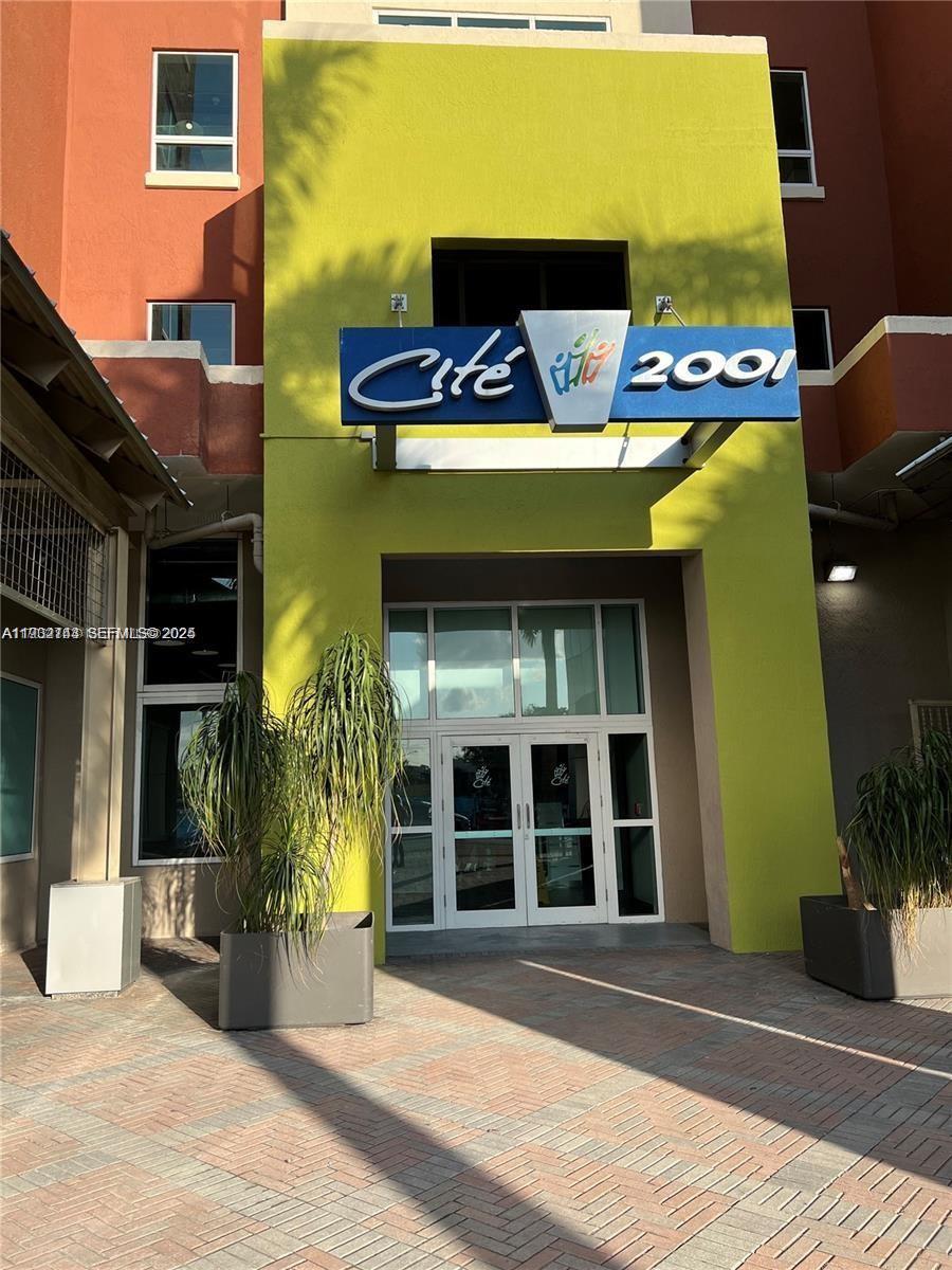 2001 Biscayne Blvd #3511