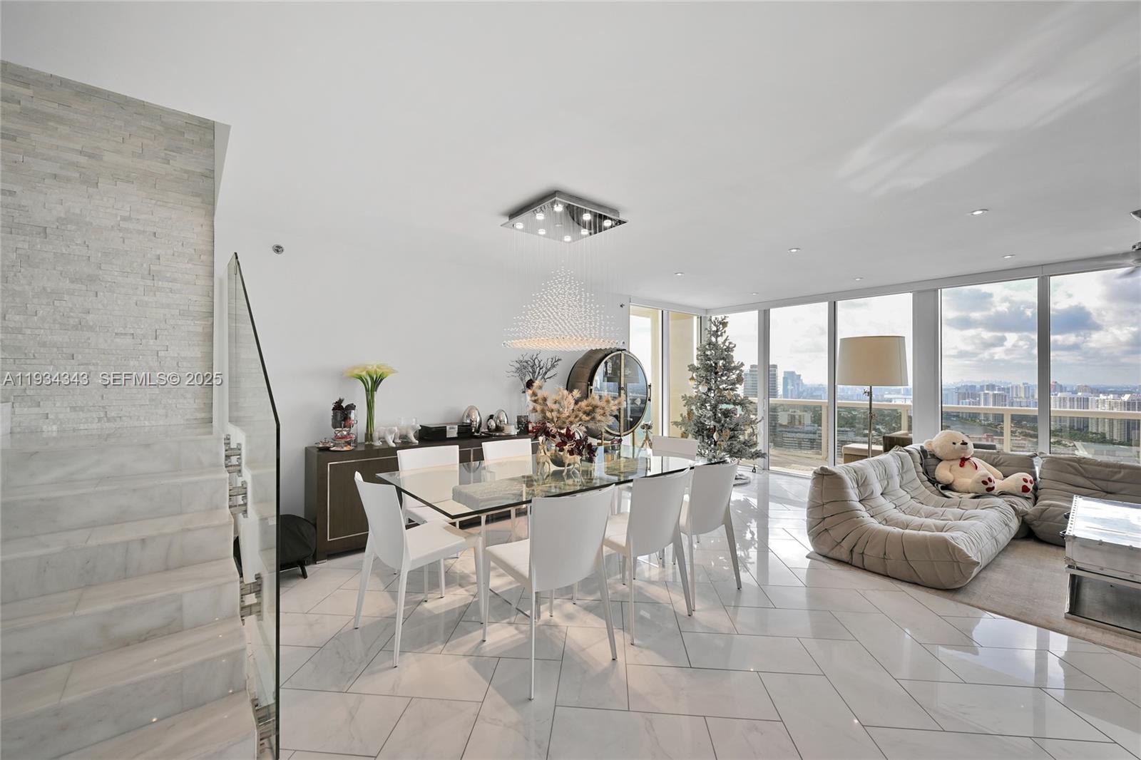 1850 S Ocean Dr #PH4405 Hallandale Beach, FL 33009