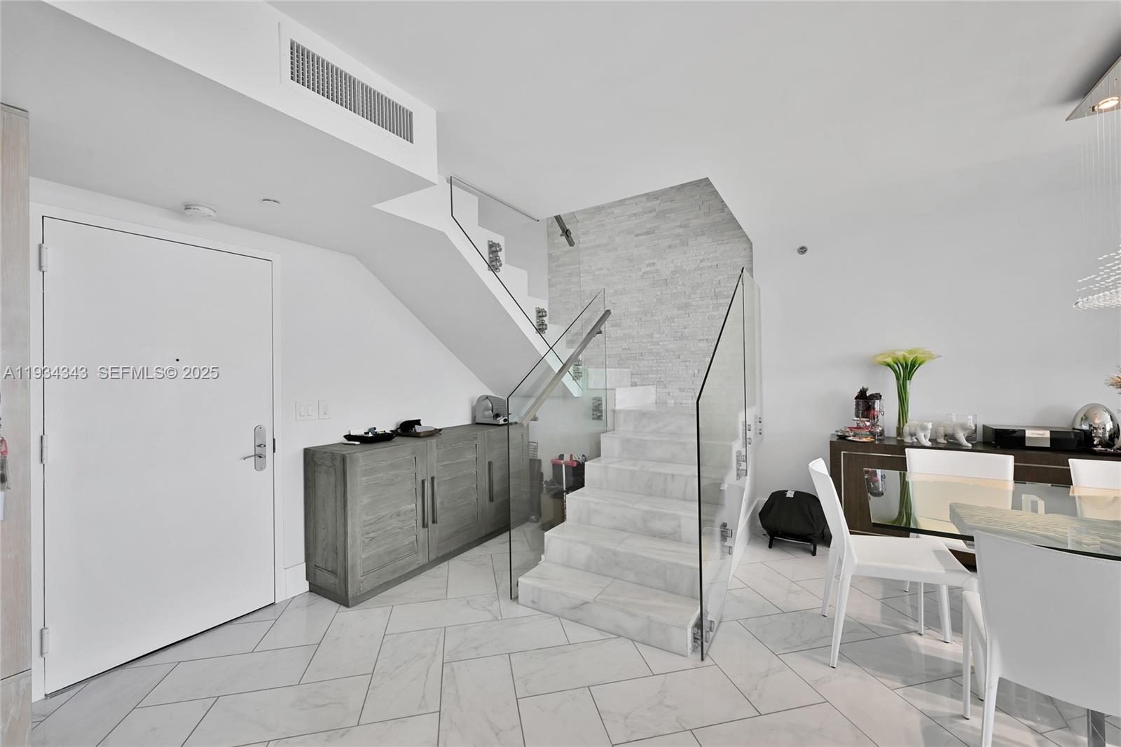 1850 S Ocean Dr #PH4405 Hallandale Beach, FL 33009