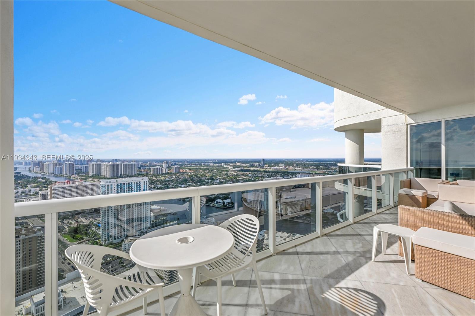 1850 S Ocean Dr #PH4405 Hallandale Beach, FL 33009