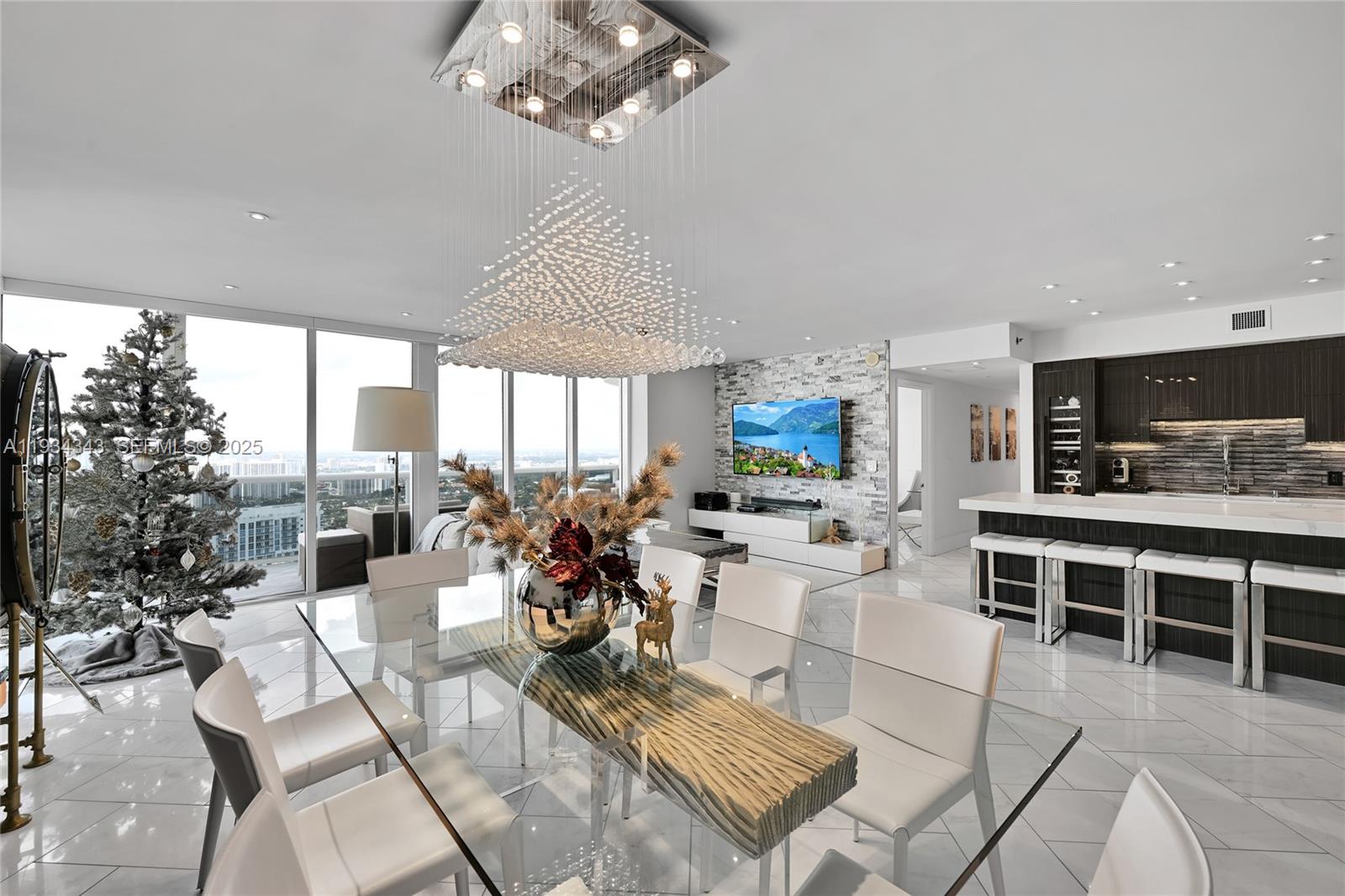 1850 S Ocean Dr #PH4405 Hallandale Beach, FL 33009