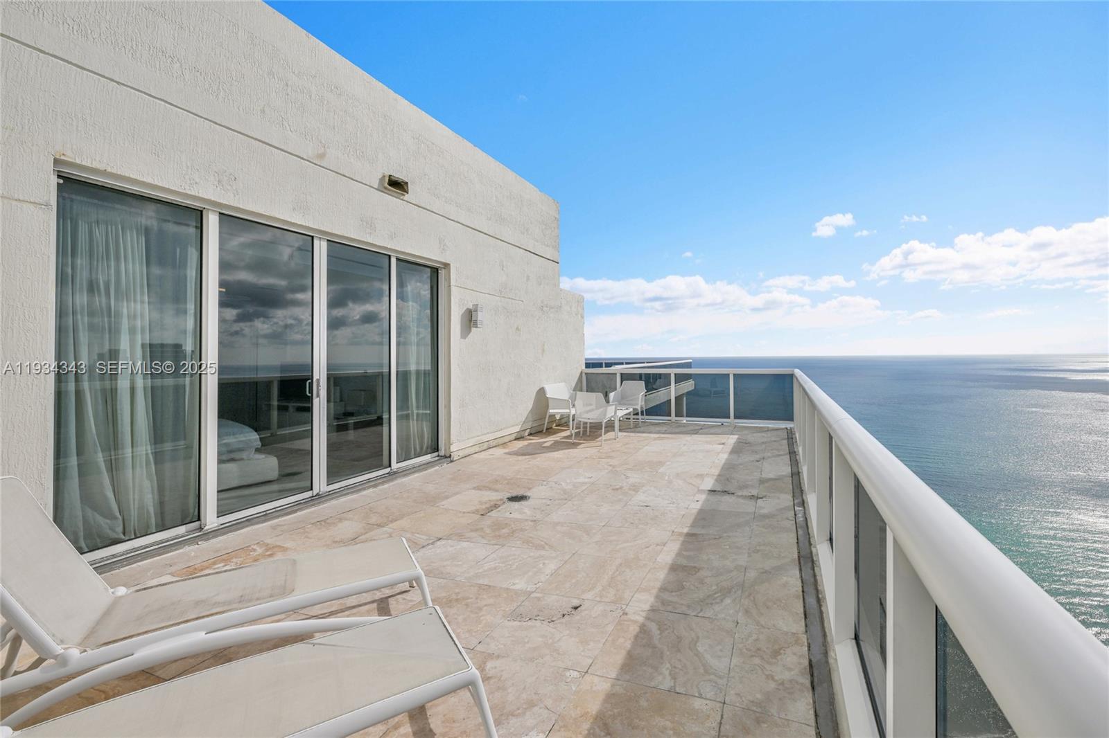 1850 S Ocean Dr #PH4405 Hallandale Beach, FL 33009