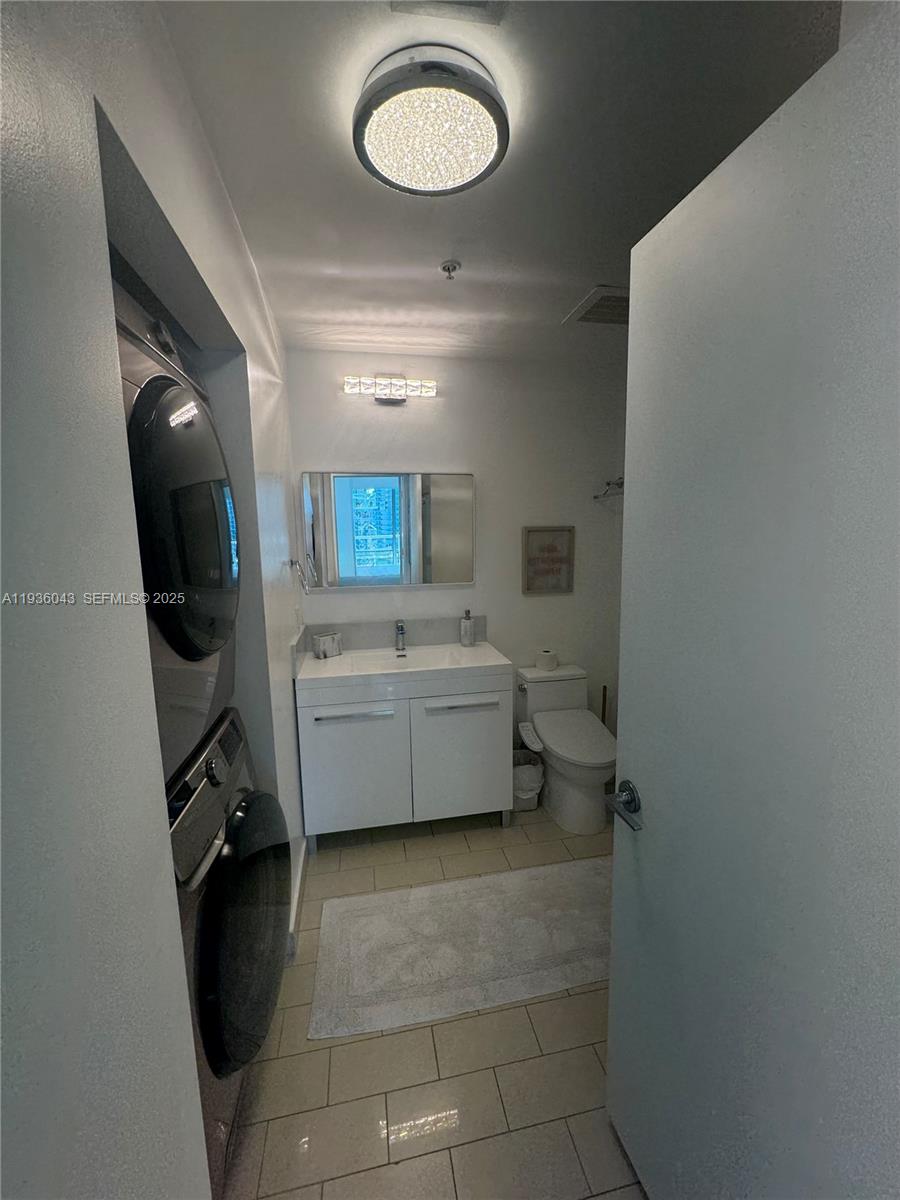 image Axis on Brickell North13