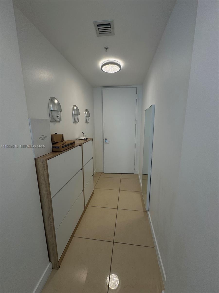 image Axis on Brickell North5