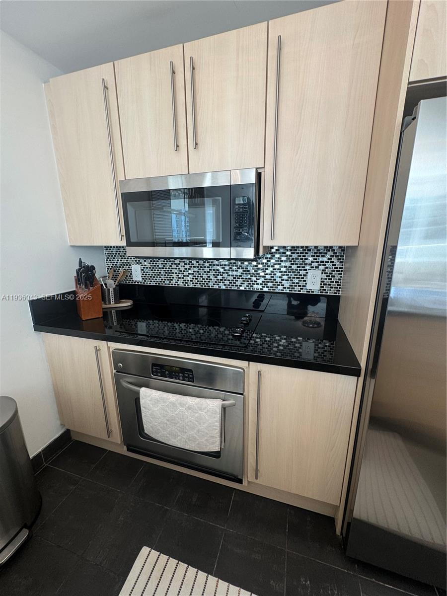 image Axis on Brickell North8