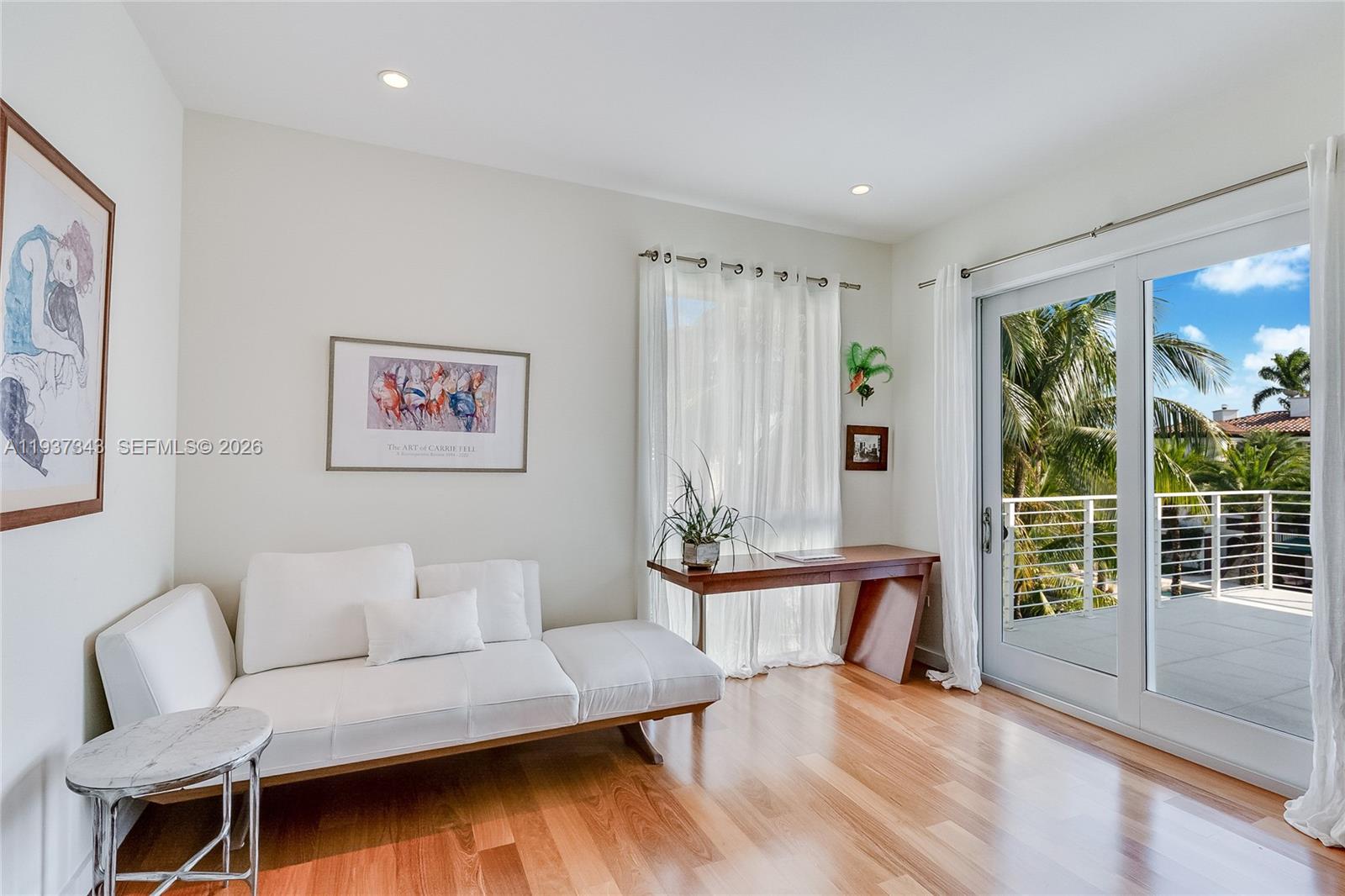 3835 Carole Ct Miami, FL 33133