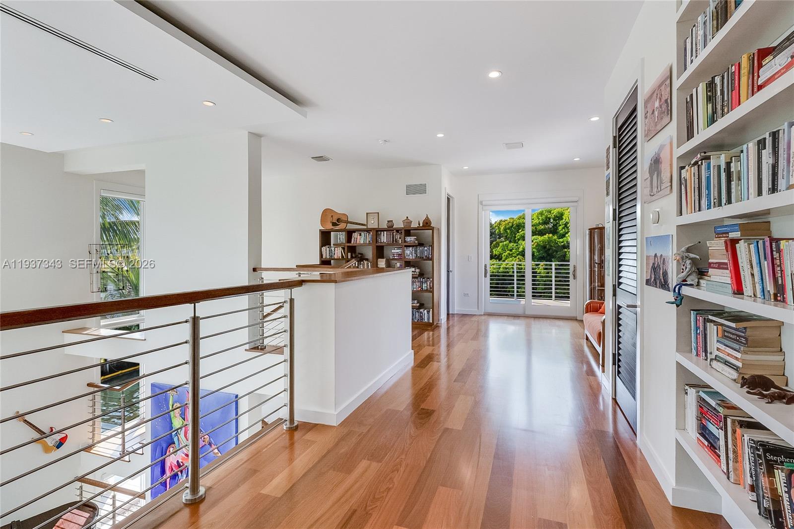 3835 Carole Ct Miami, FL 33133