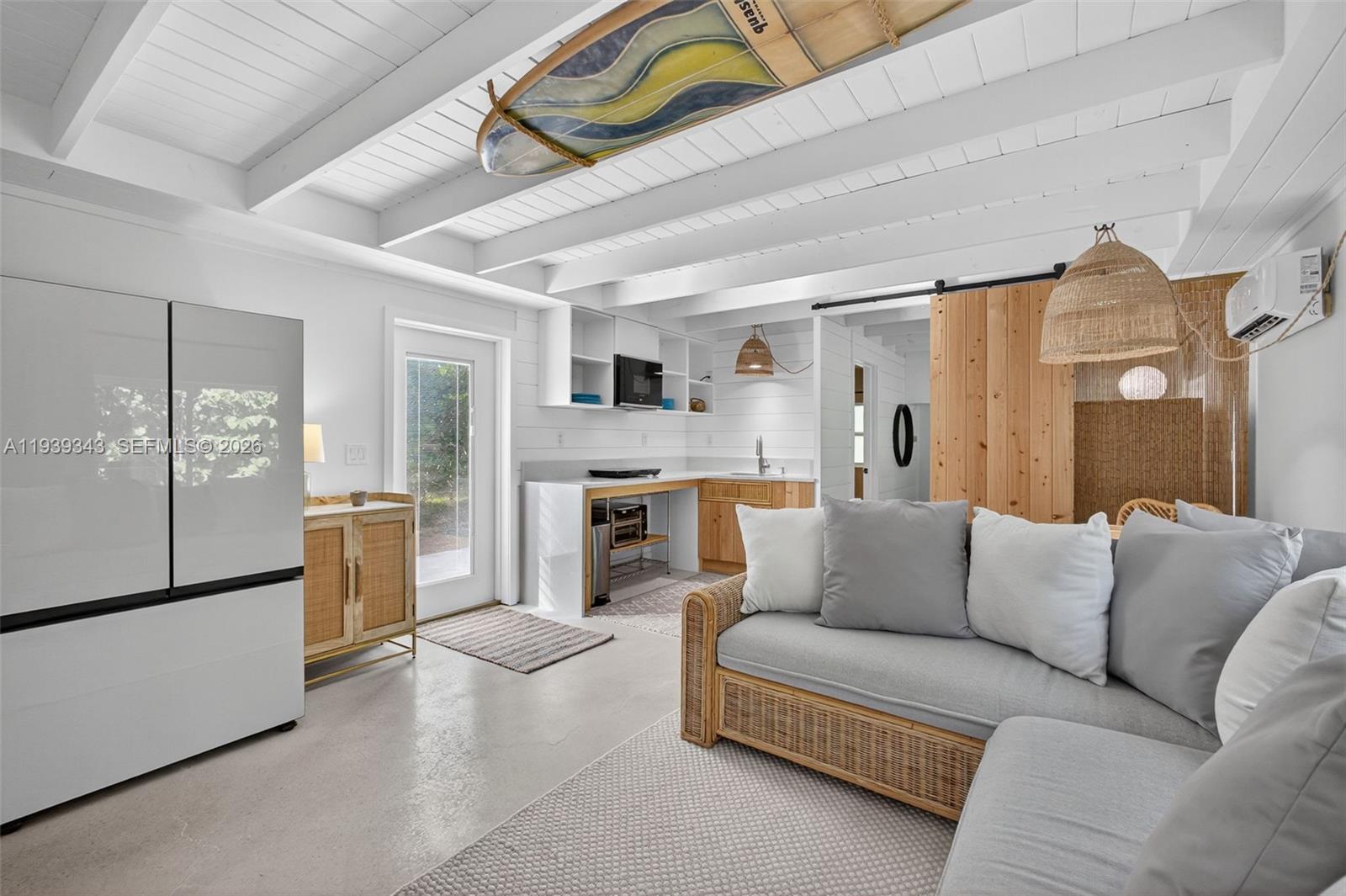 11324 Palm Tree Ln Palm Beach Gardens, FL 33410