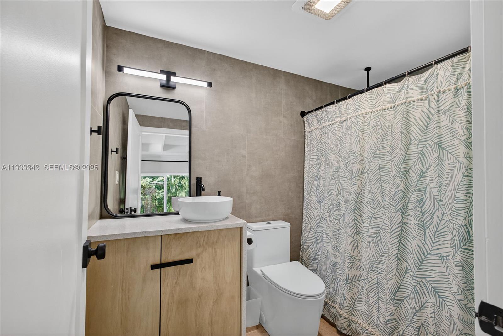 11324 Palm Tree Ln Palm Beach Gardens, FL 33410