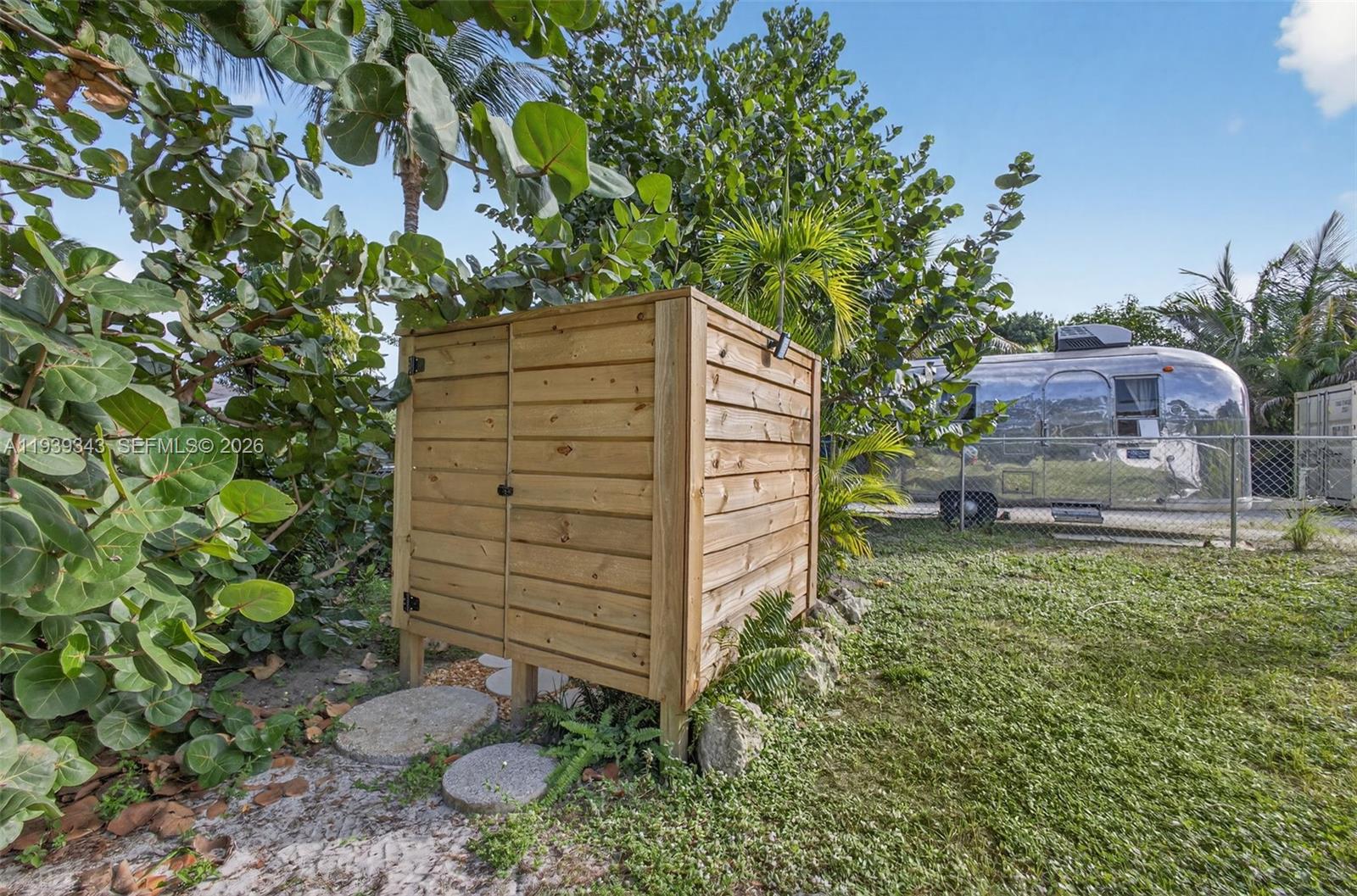 11324 Palm Tree Ln Palm Beach Gardens, FL 33410