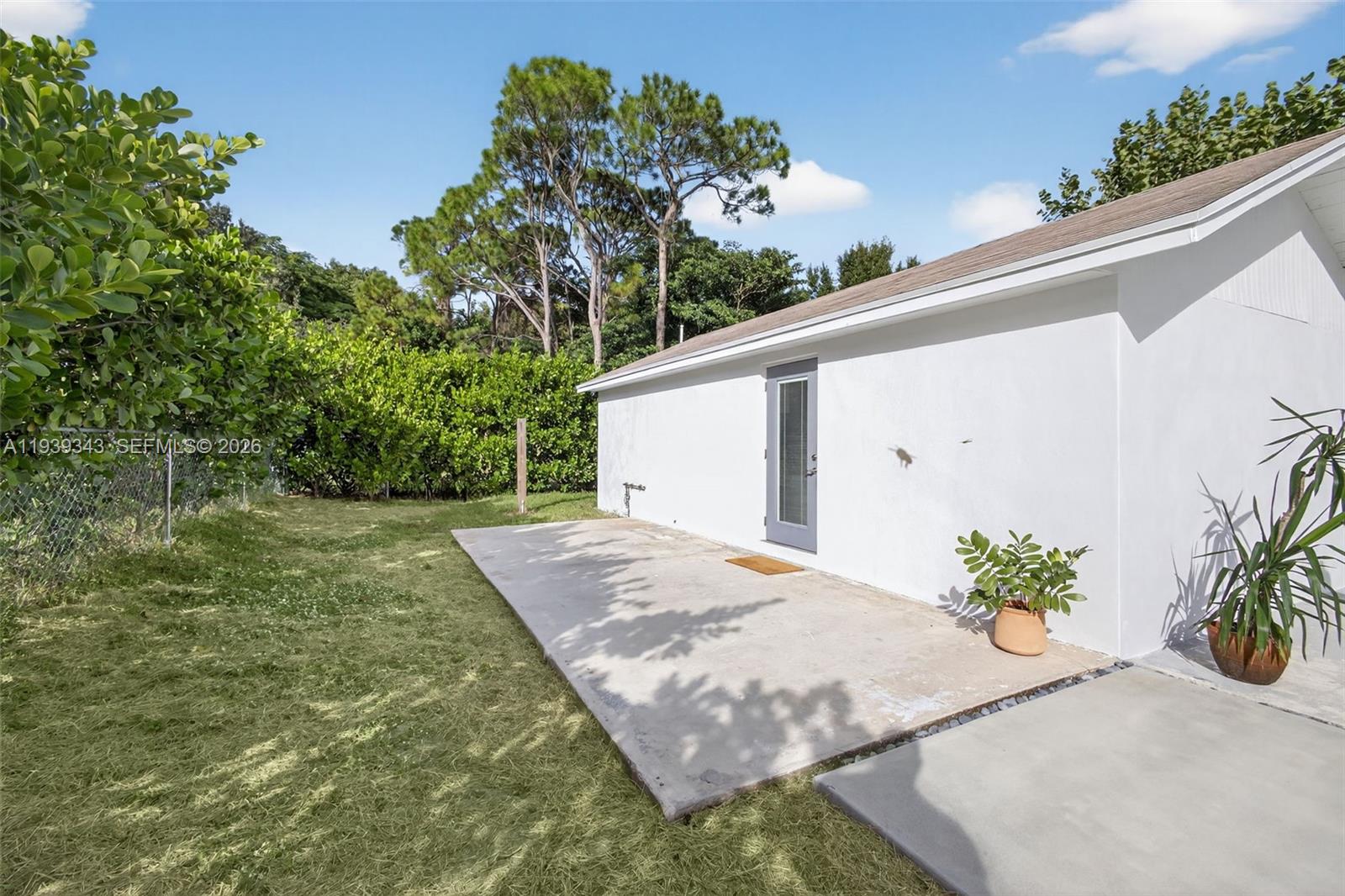 11324 Palm Tree Ln Palm Beach Gardens, FL 33410