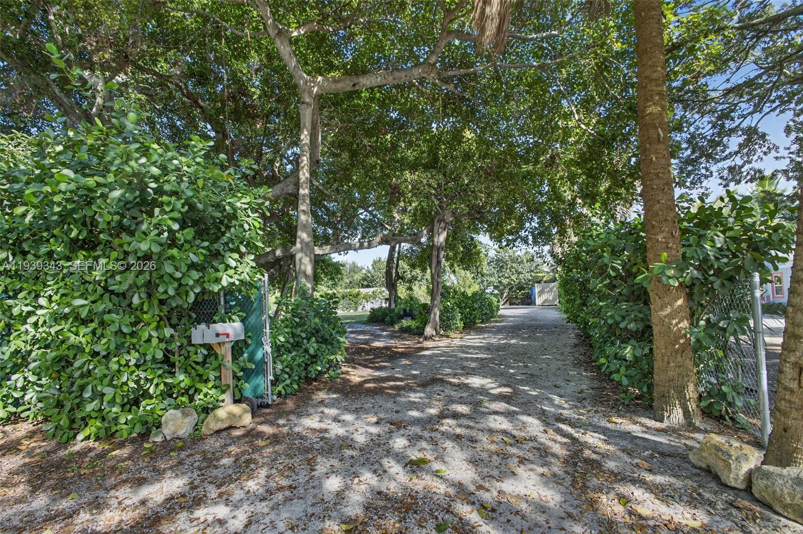 11324 Palm Tree Ln Palm Beach Gardens, FL 33410