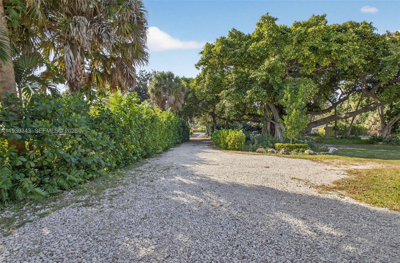 11324 Palm Tree Ln Palm Beach Gardens, FL 33410