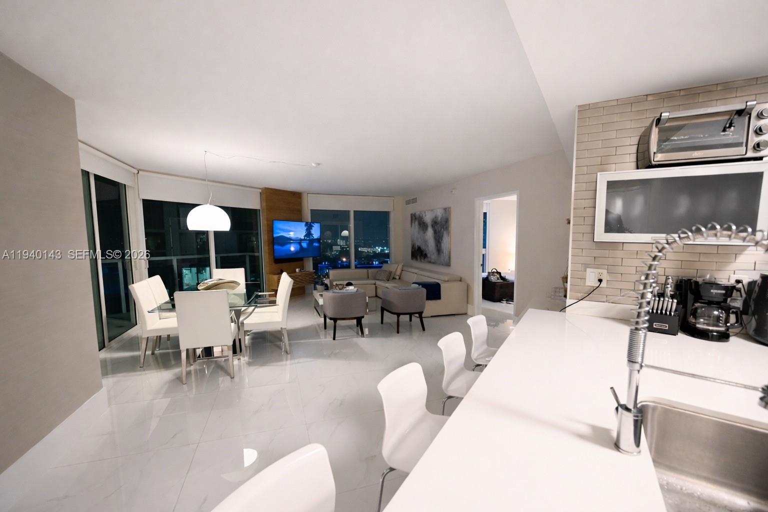 image St Tropez Sunny Isles10