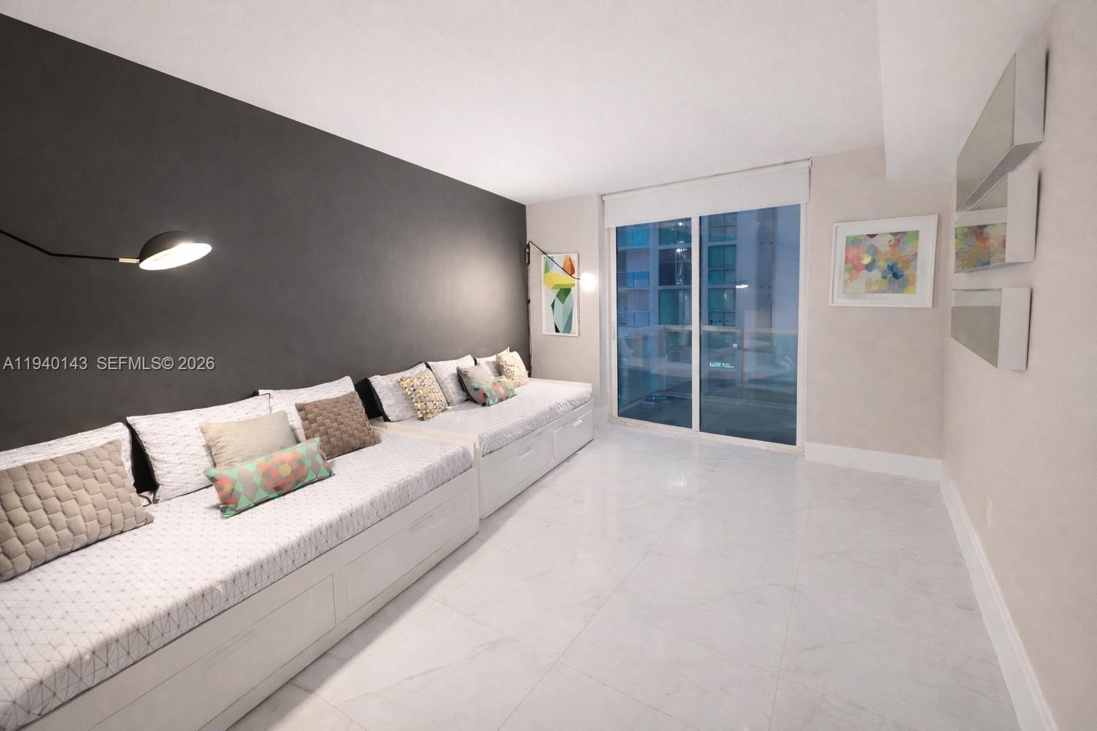 image St Tropez Sunny Isles13