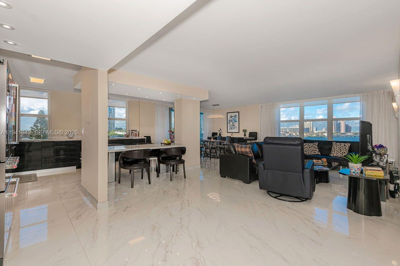 301 174th St #619 Sunny Isles Beach, FL 33160