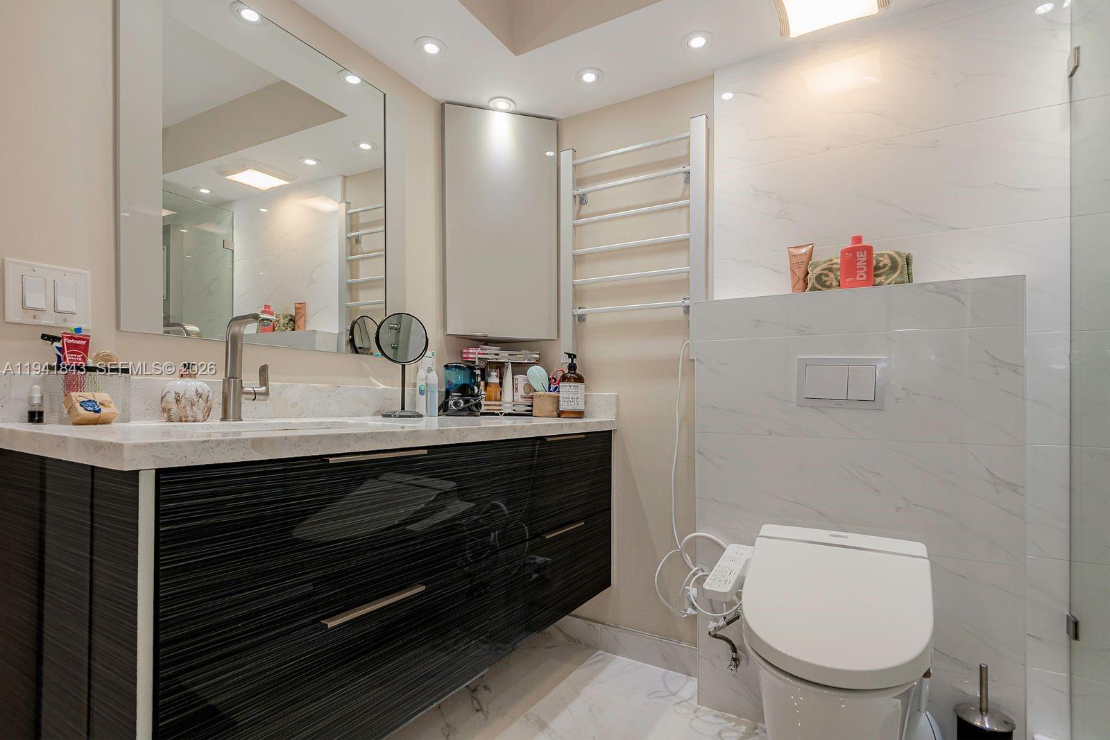 301 174th St #619 Sunny Isles Beach, FL 33160