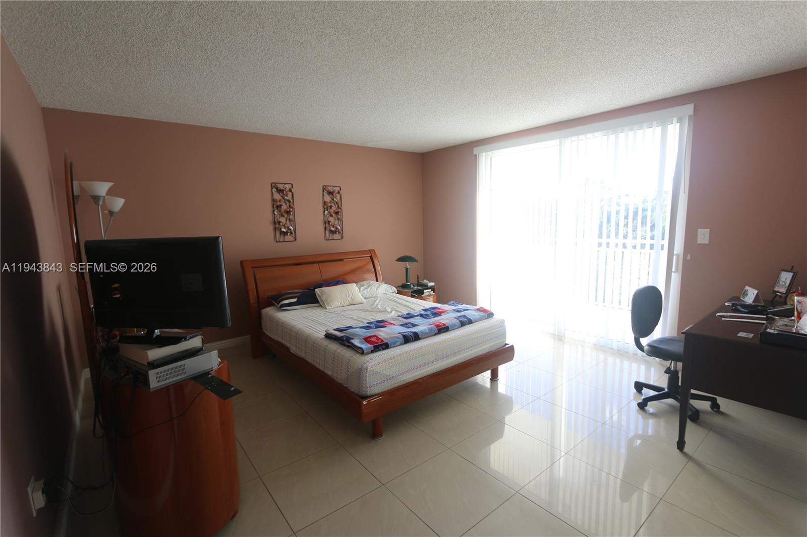 6940 NW Miami Gdns Dr #1-430 Hialeah, FL 33015