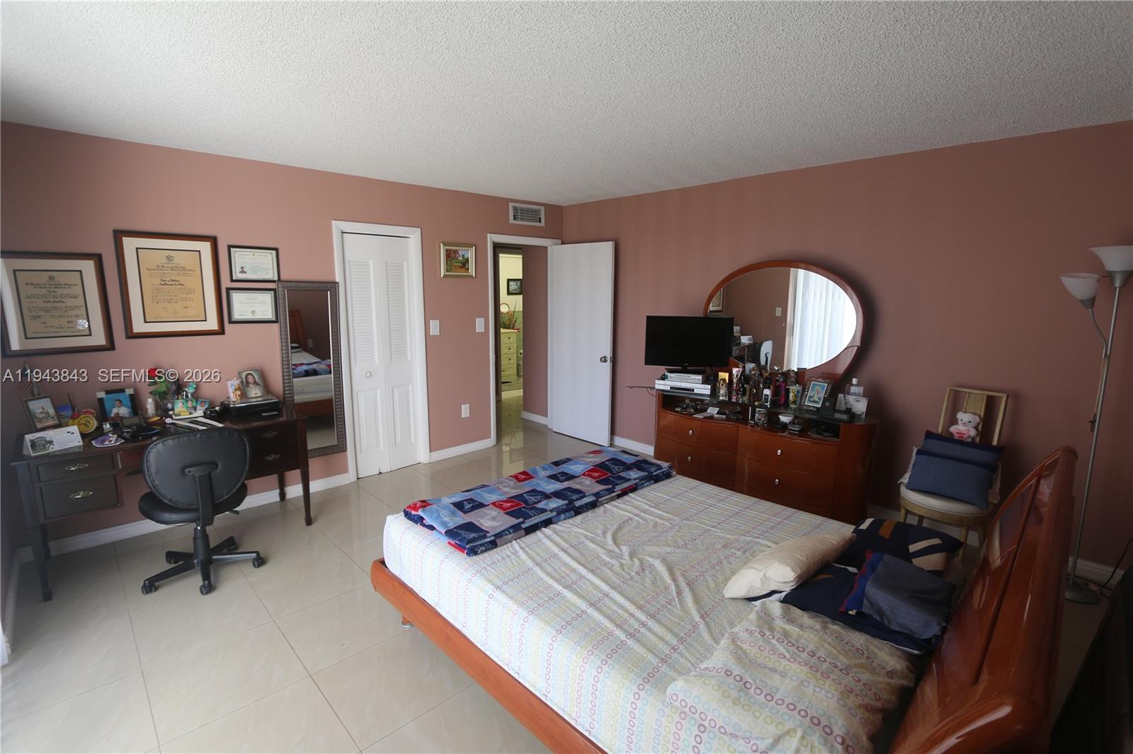 6940 NW Miami Gdns Dr #1-430 Hialeah, FL 33015