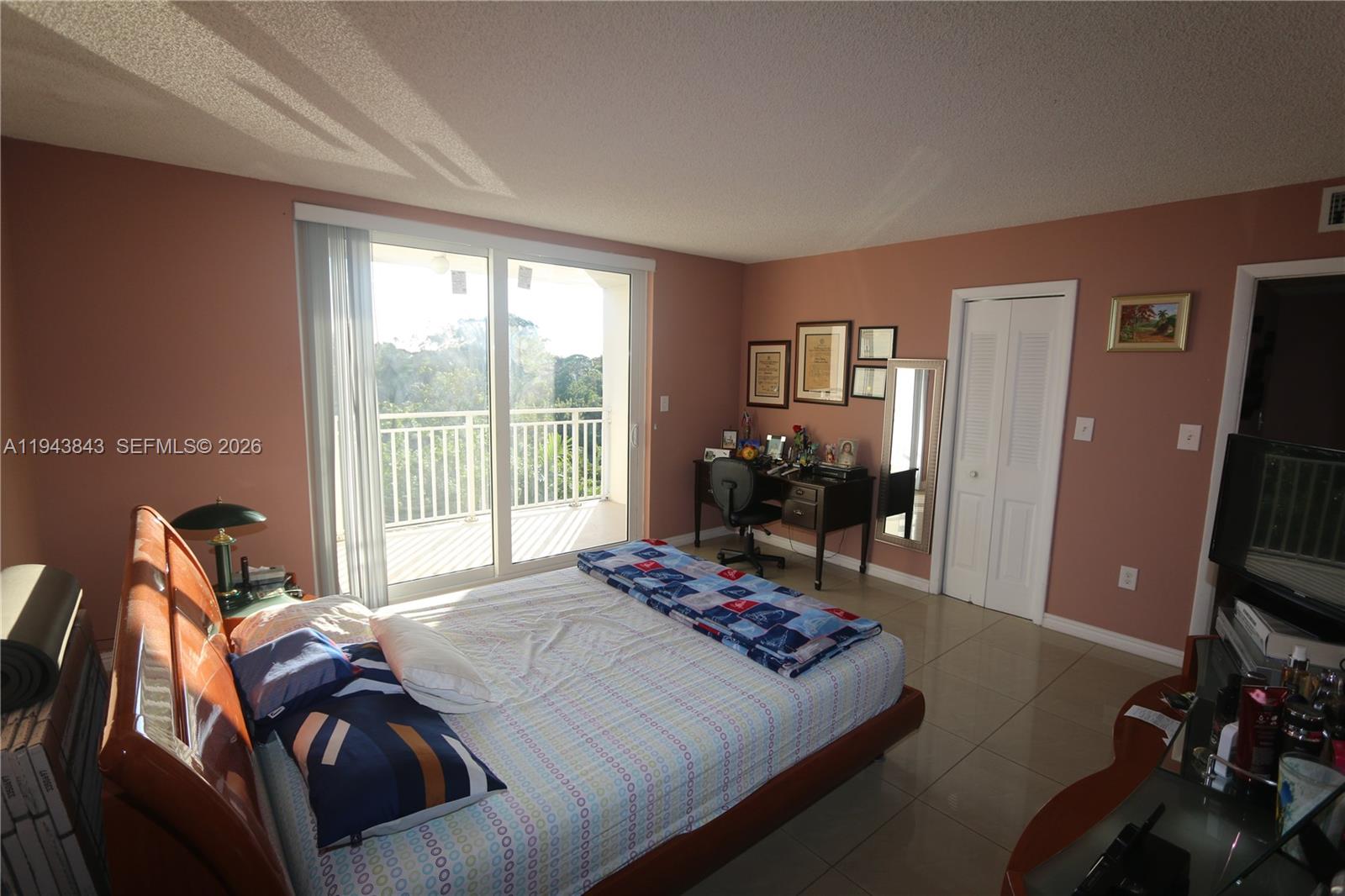 6940 NW Miami Gdns Dr #1-430 Hialeah, FL 33015