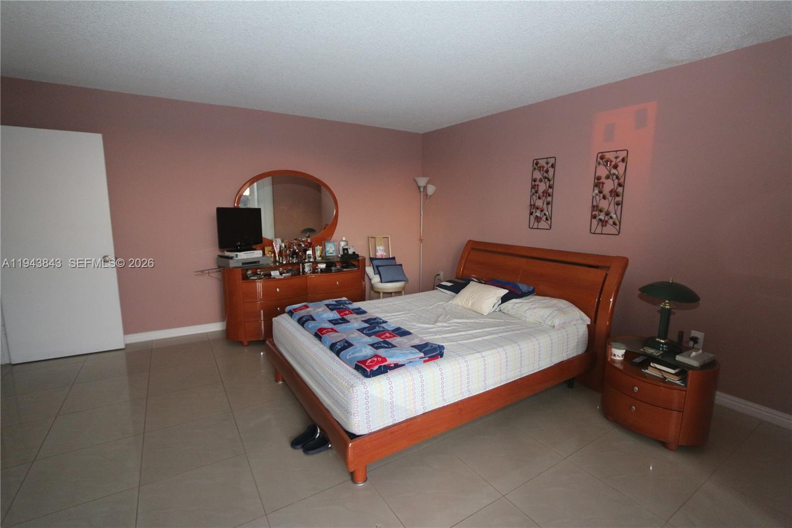 6940 NW Miami Gdns Dr #1-430 Hialeah, FL 33015