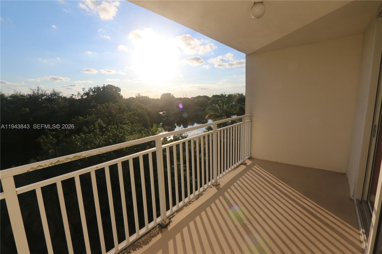 6940 NW Miami Gdns Dr #1-430 Hialeah, FL 33015