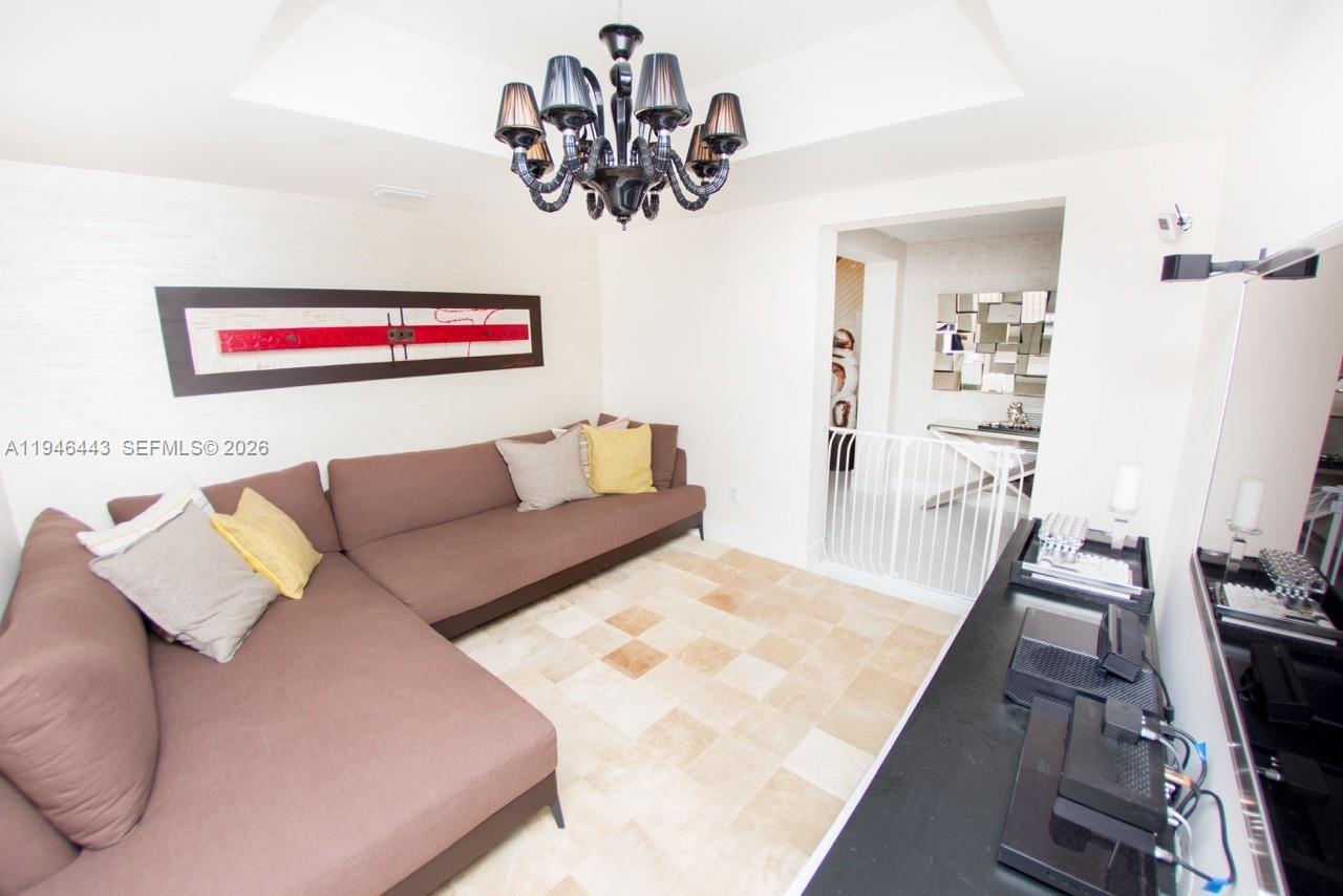 image The Peninsula Ii Condo9