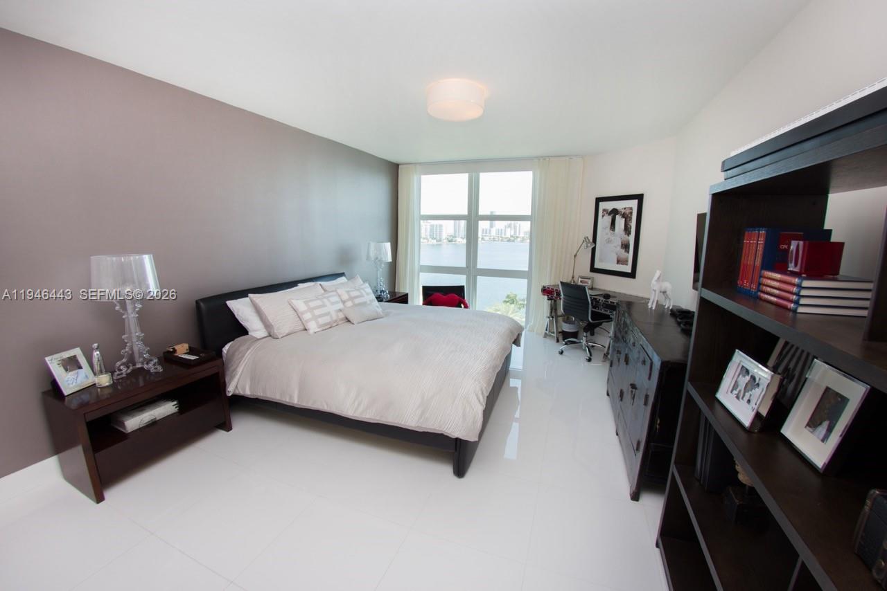 image The Peninsula Ii Condo13