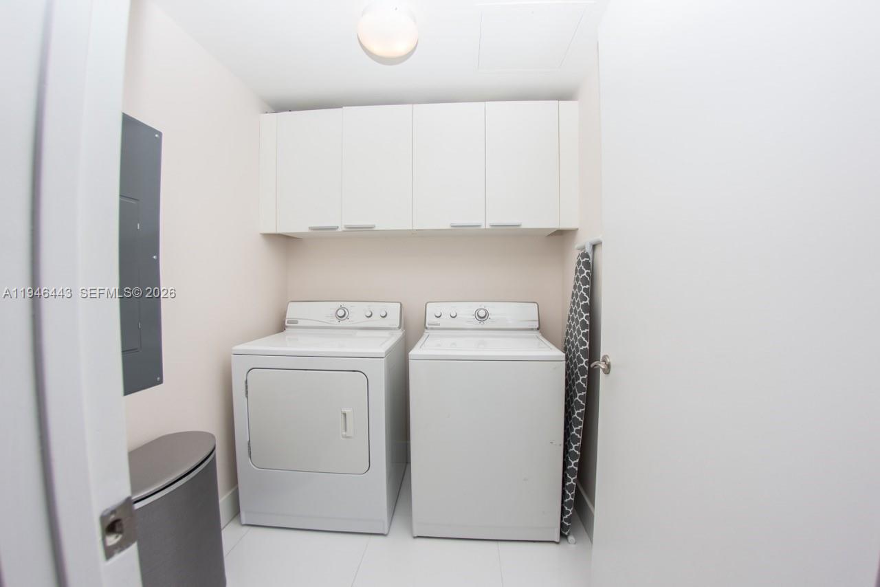 image The Peninsula Ii Condo21